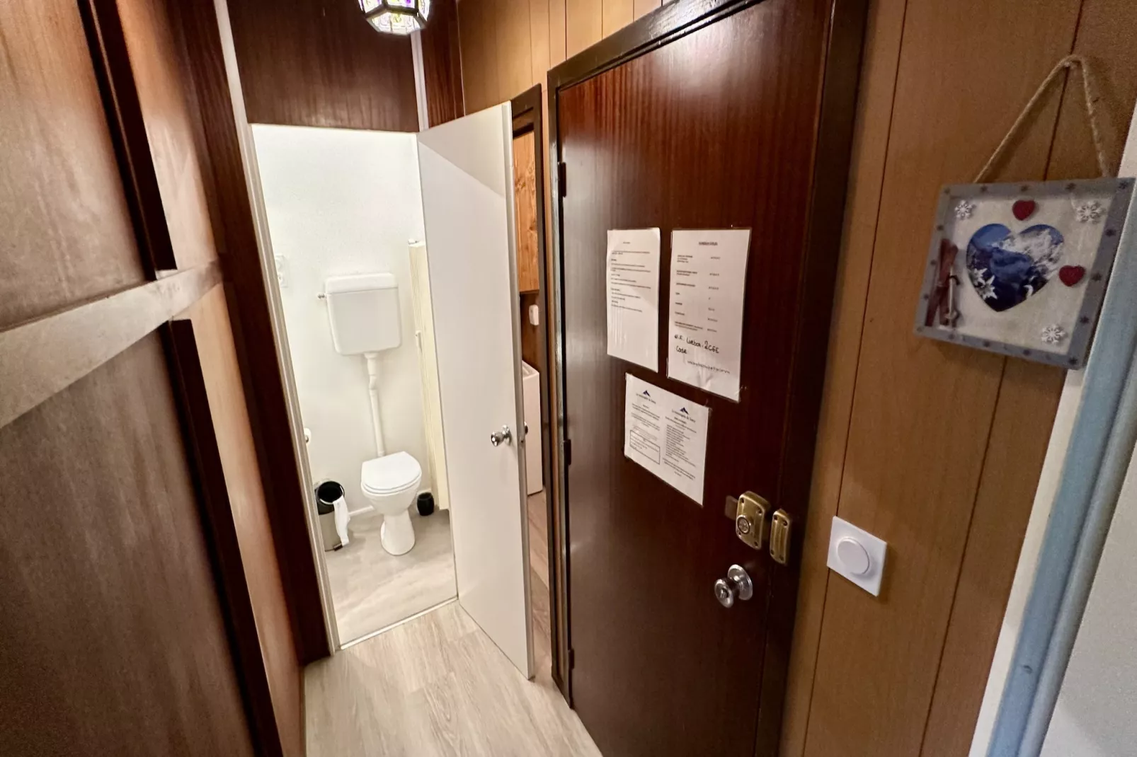 Le Pradet C 513 - Le Mont Dore 4pers-Badkamer