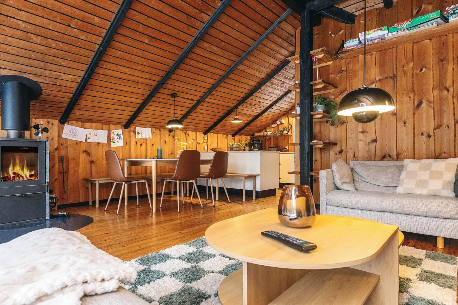 Vakantiehuis bij vismeer-Binnen