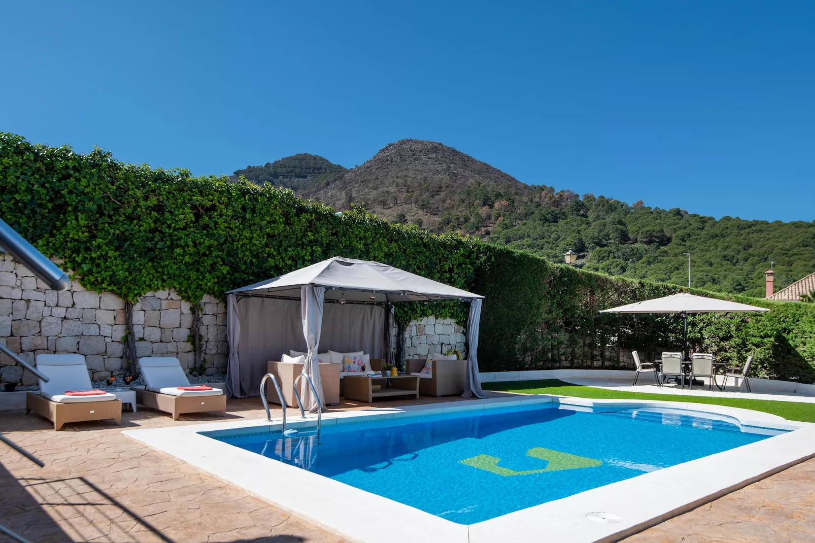 Casa de la Frontera-Zwembad