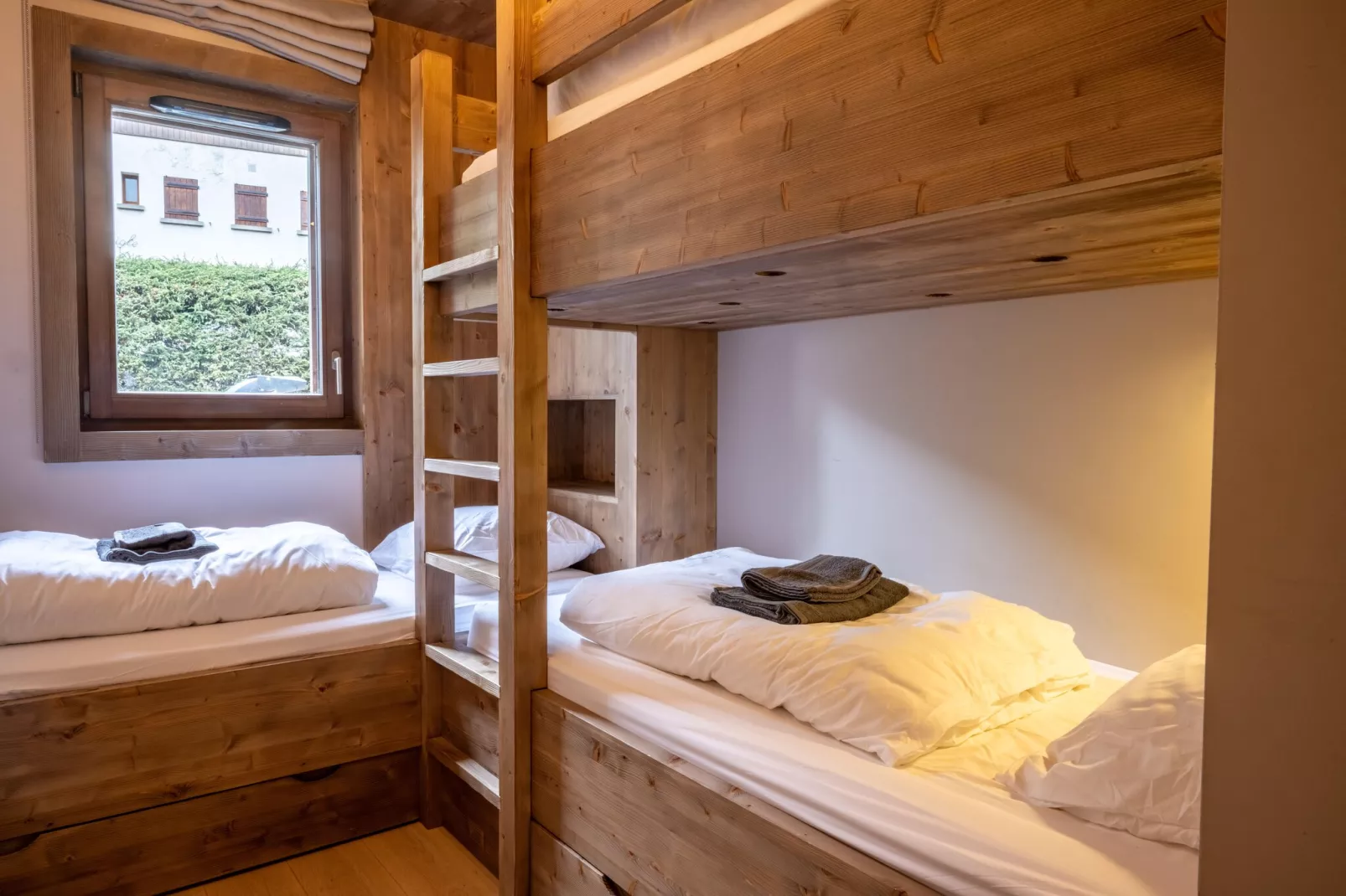 AS-96-FAUCIGNY - Slaapkamer