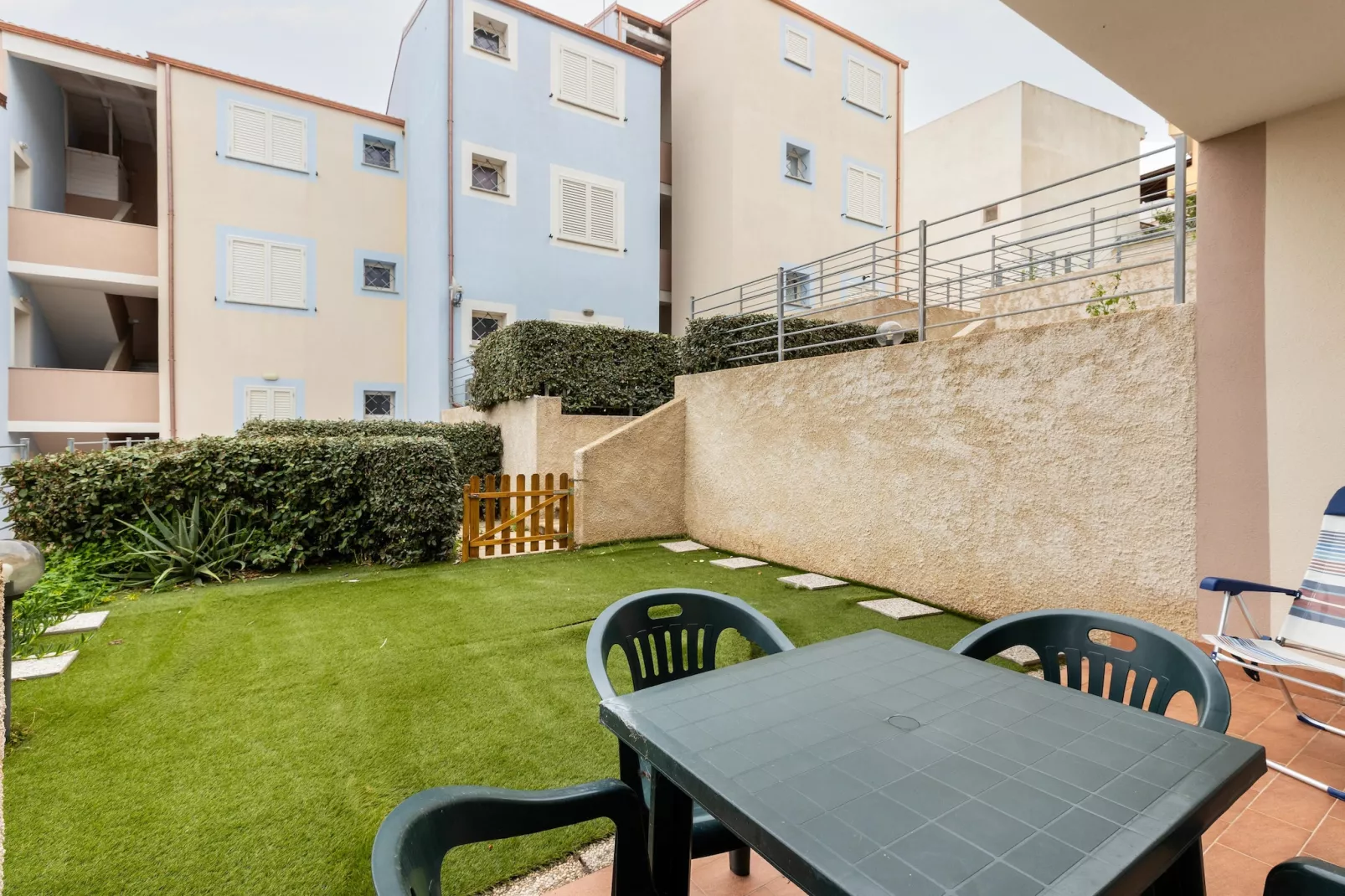 BILO BADESI CON PISCINA - Tuinen zomer