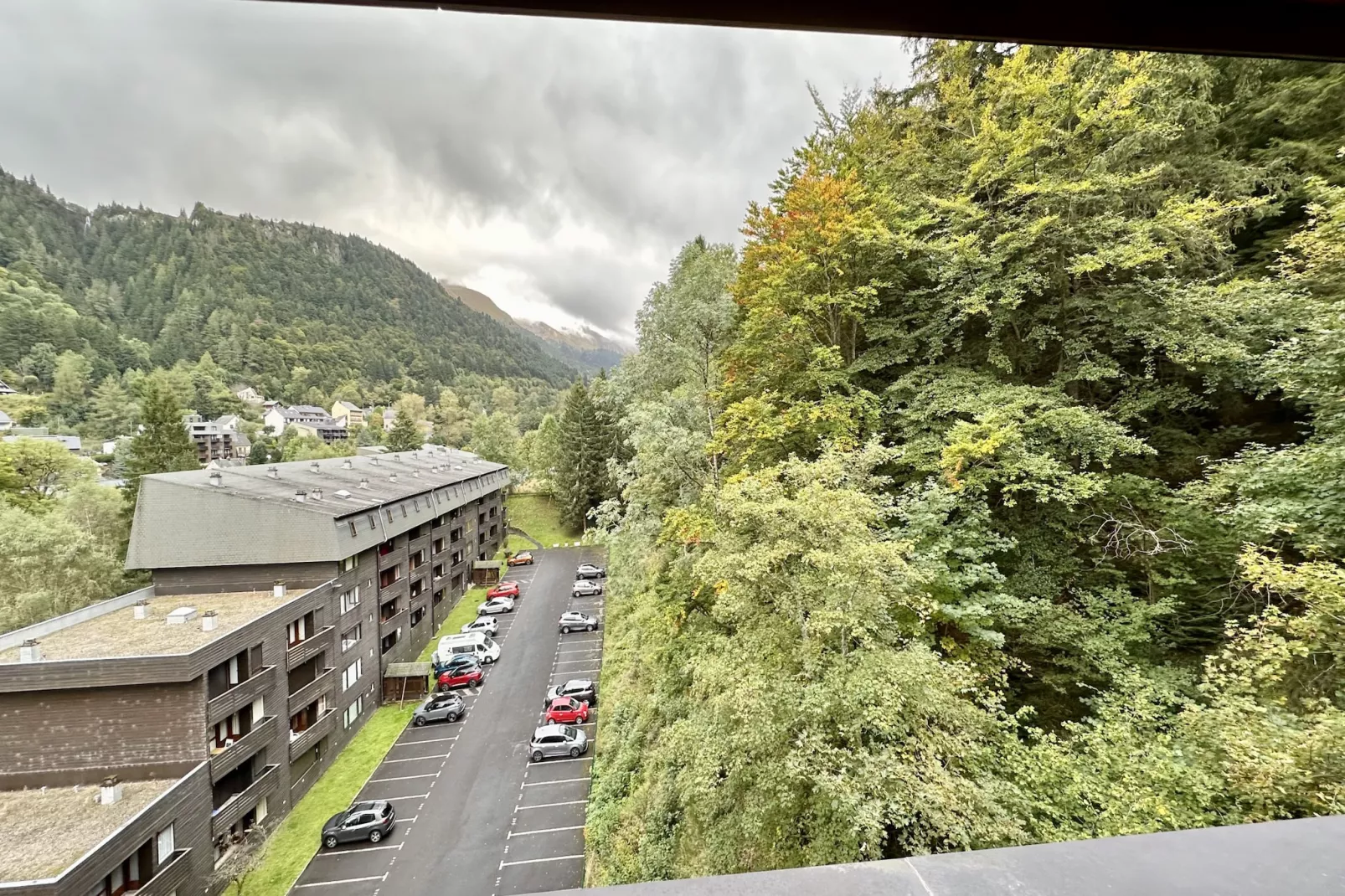 Le Pradet C 513 - Le Mont Dore 4pers-Buitenlucht