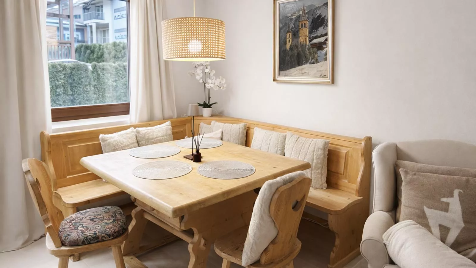 Luxury Central Kirchberg - Eetkamer