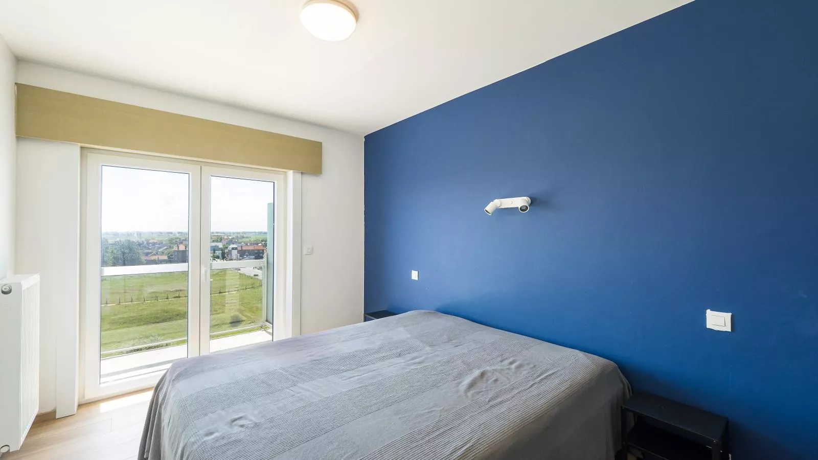 Pearl Beach - 0504 + box 12