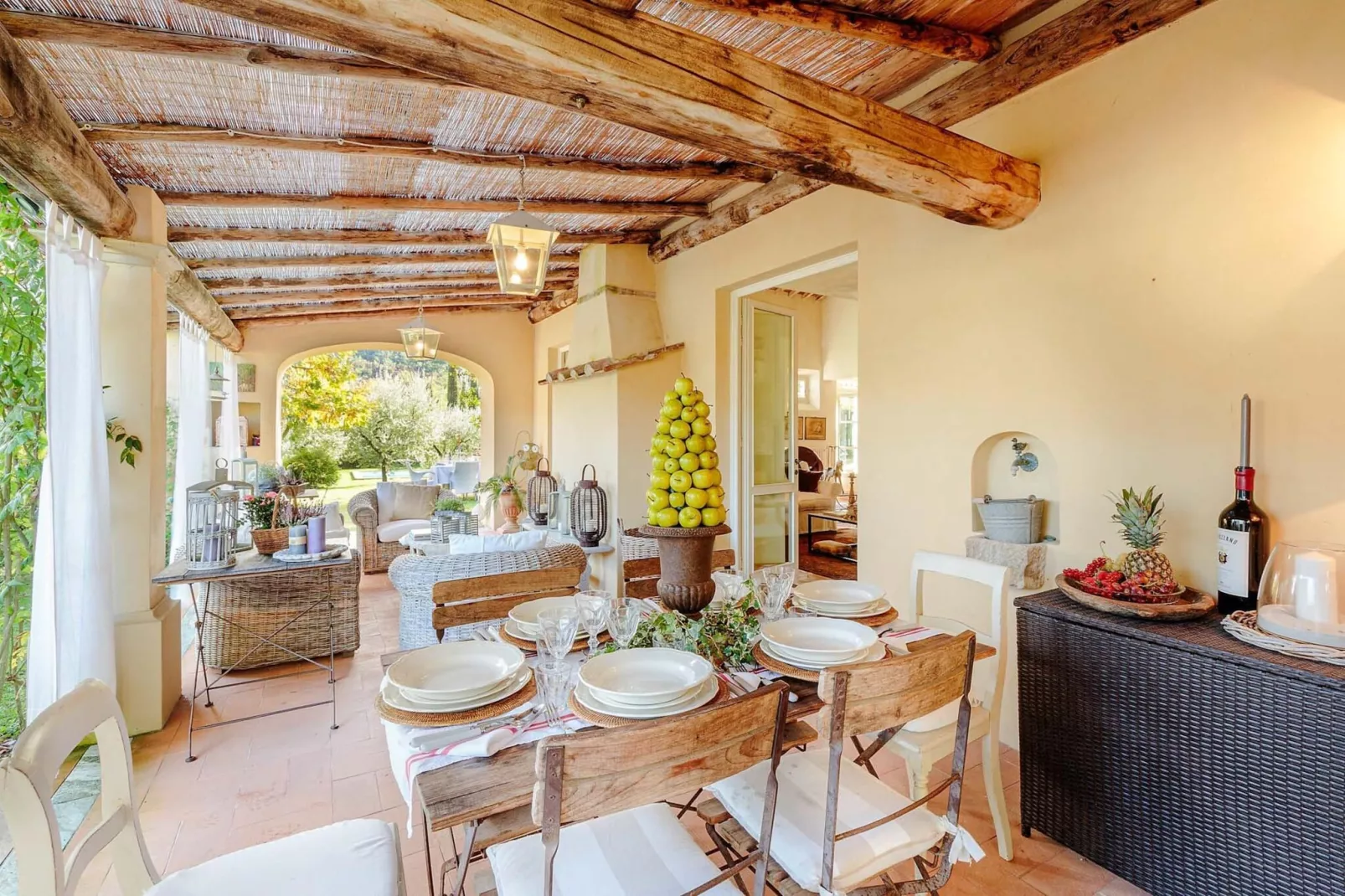 Villa Label - Eetkamer