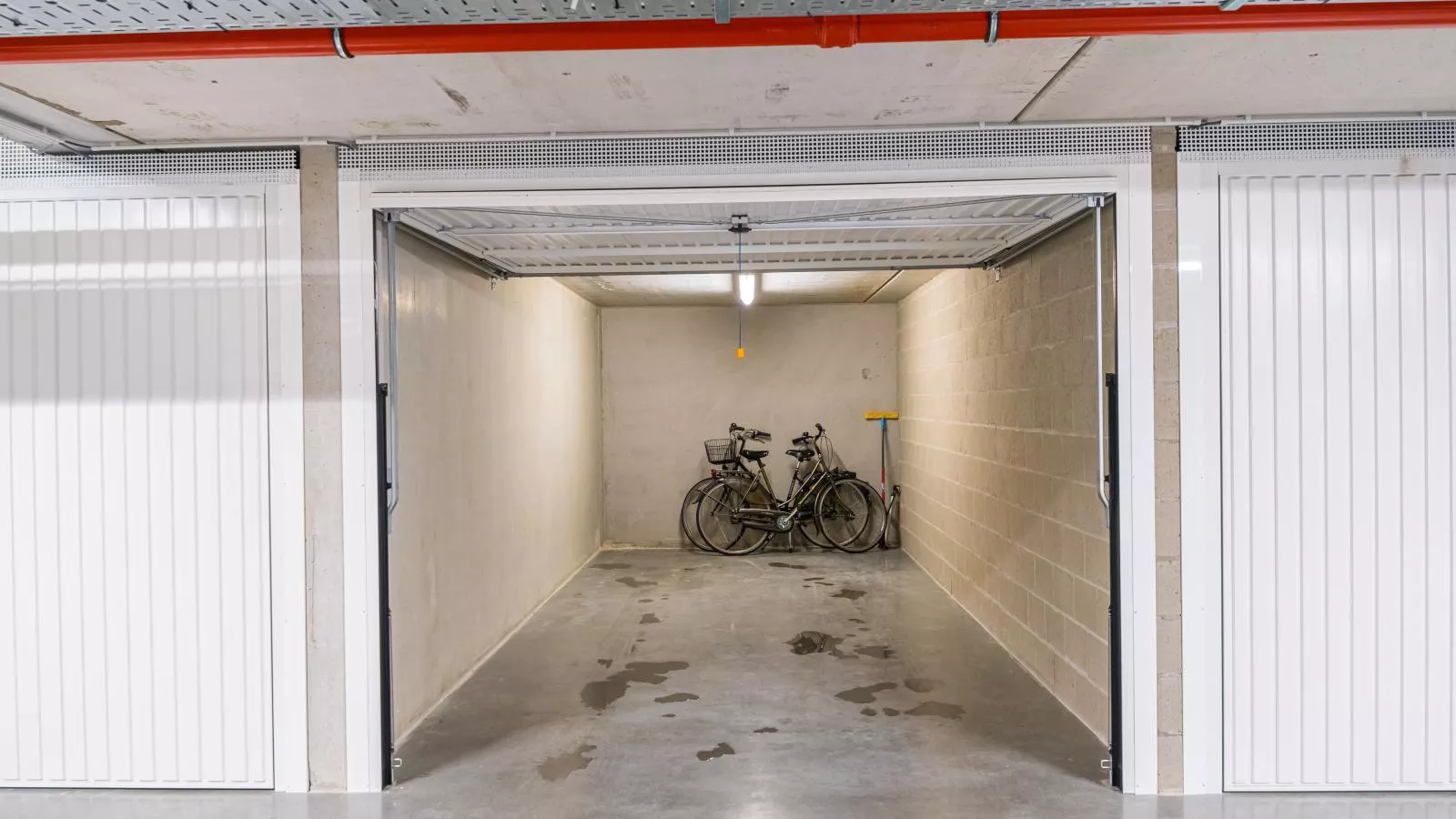 Amantha - 0102 + box 9-Buitenlucht