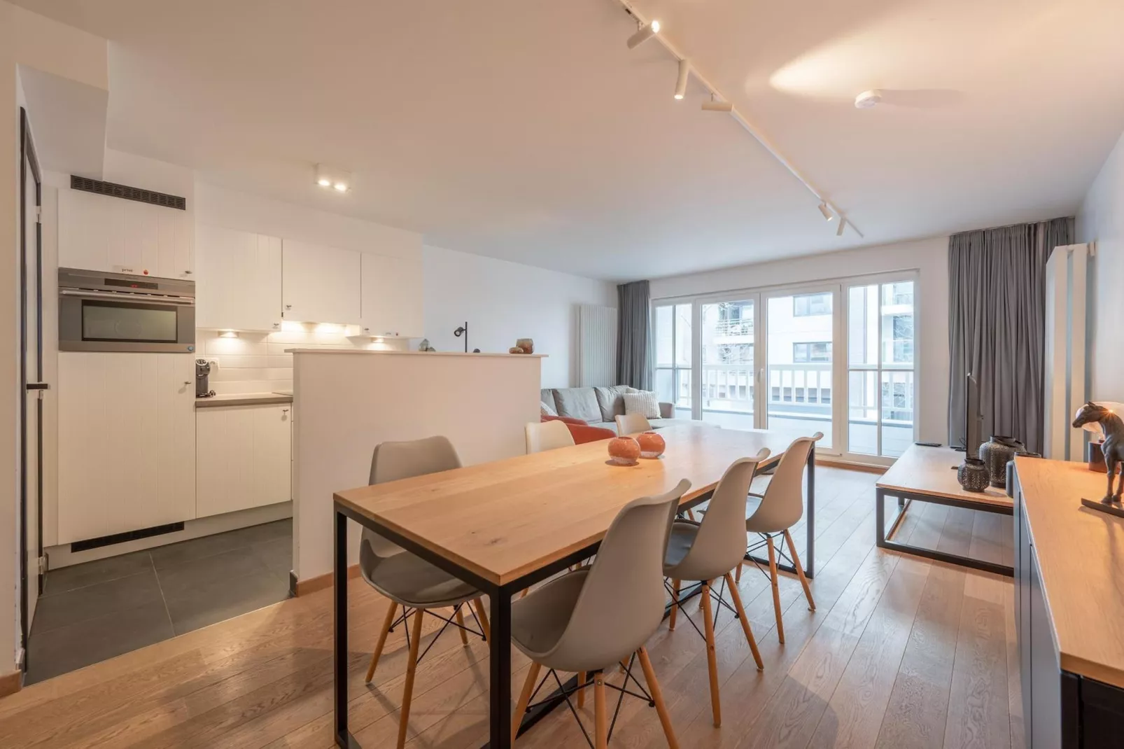 Residentie Prince of Wales-02-Eetkamer