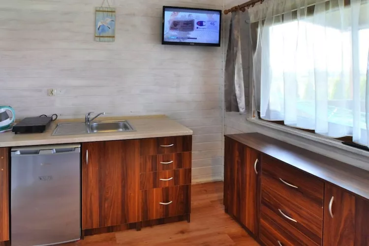 Parterowe domki wakacyjne dla max 2 osób w Bobolinie