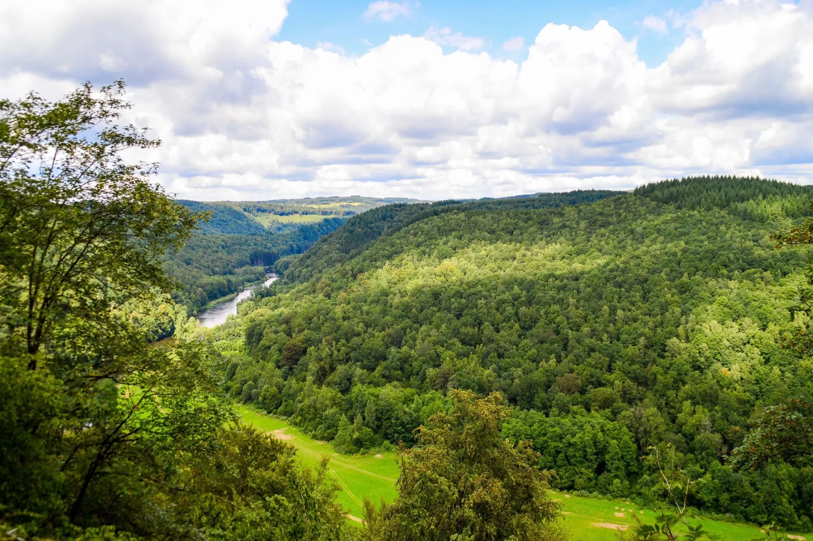 Au Coeur d'Alle - Triple Room with Bathroom-Gebieden zomer 20km