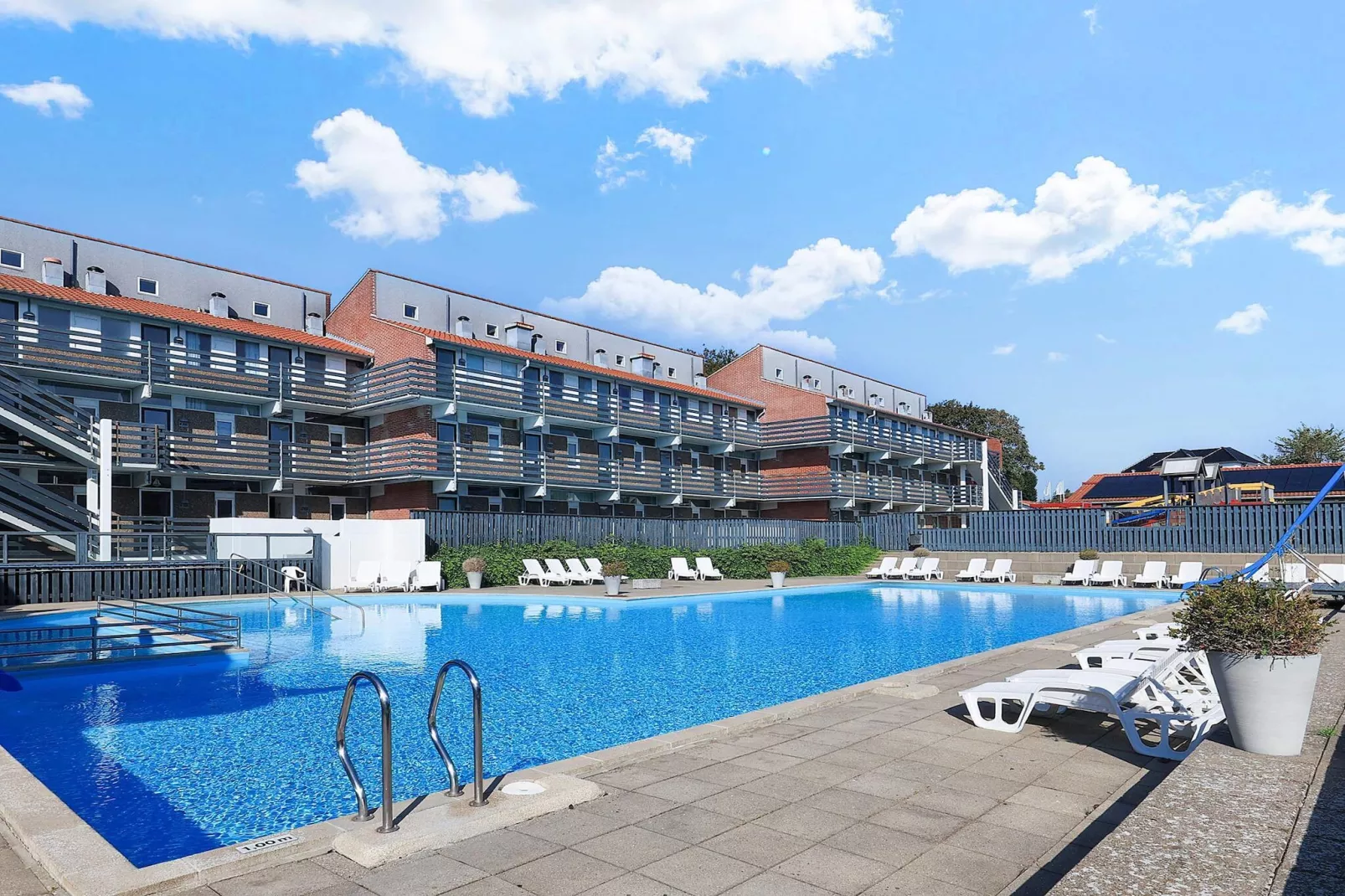 2½ room w/seaview 1 st floor-Zwembad