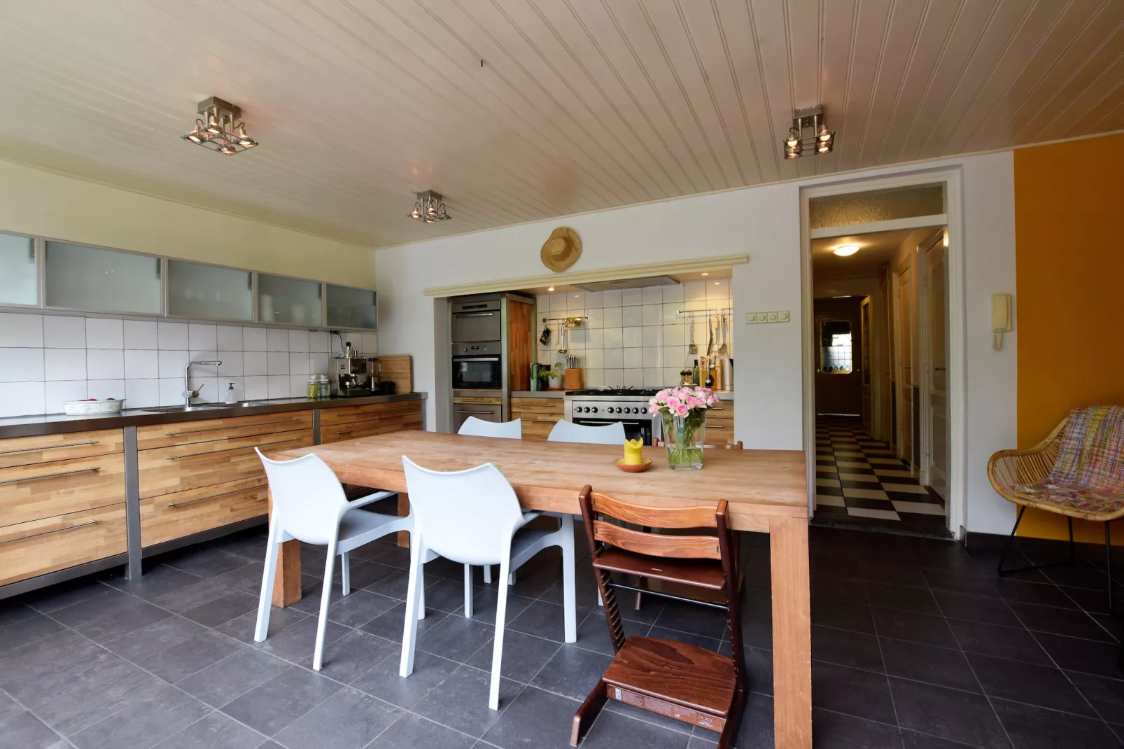 Huize Columbus-Eetkamer