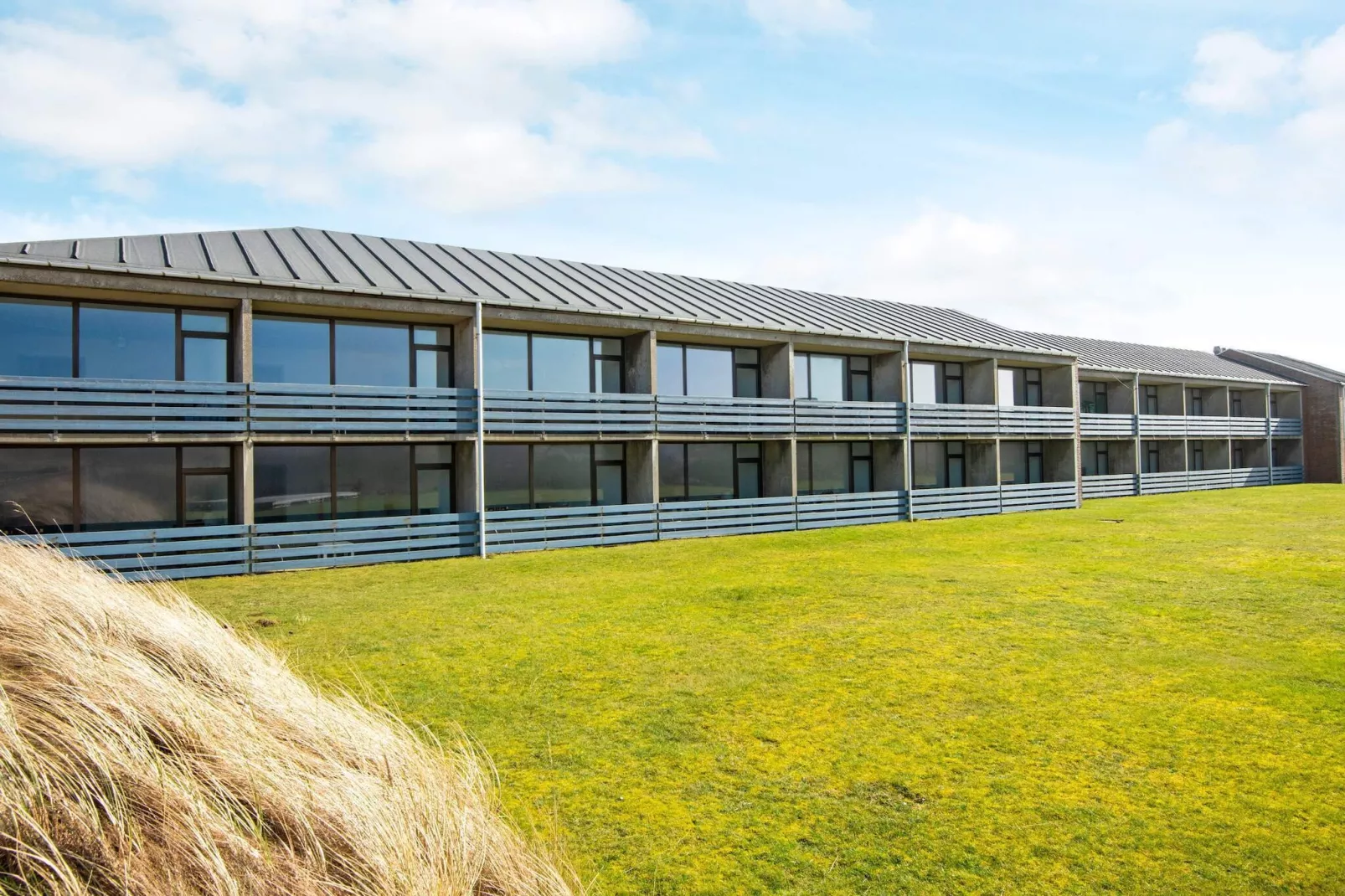 1 roomView couGFloor/1floorPrem-Buitenlucht