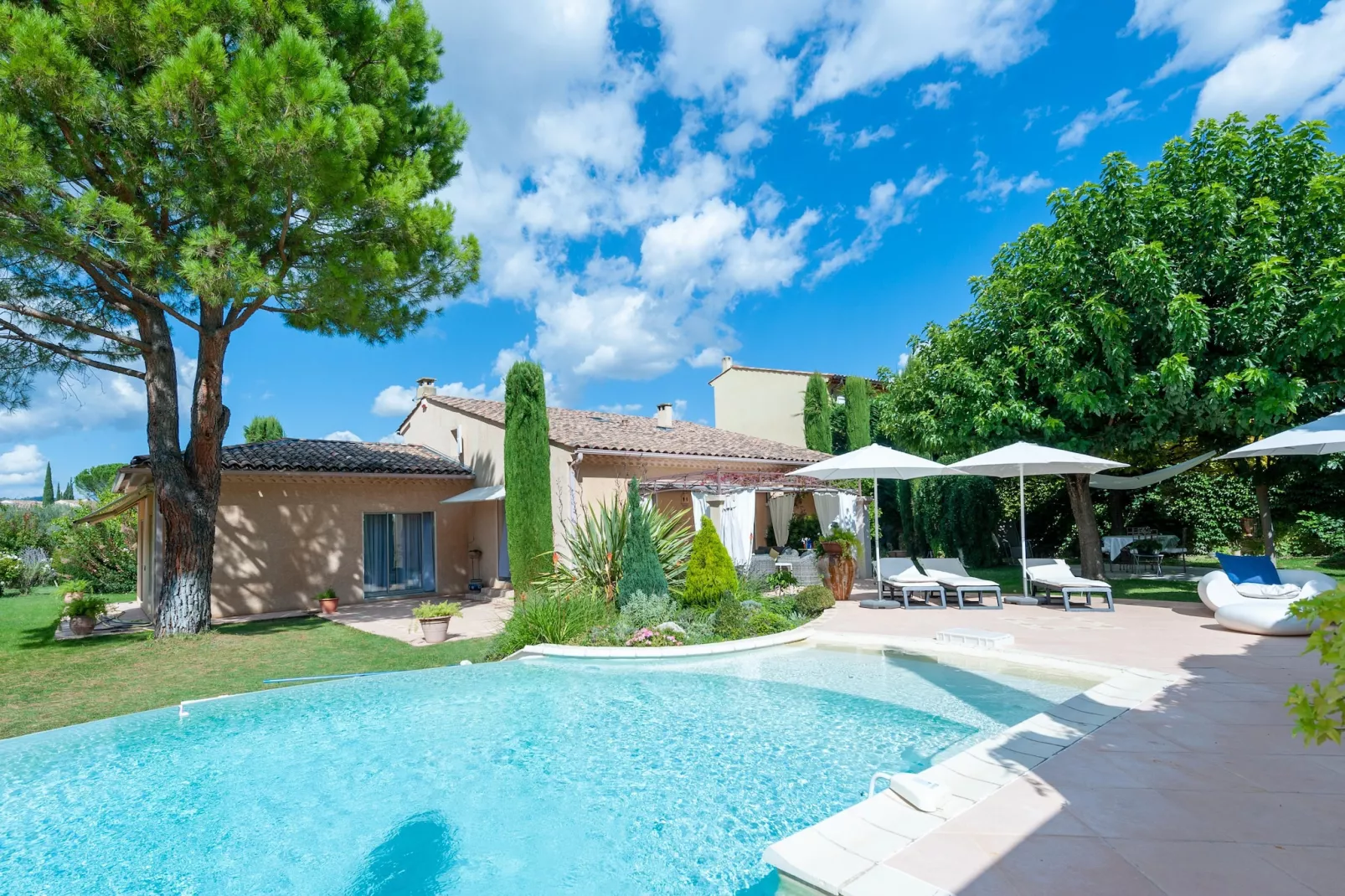 La provençale-Buitenkant zomer