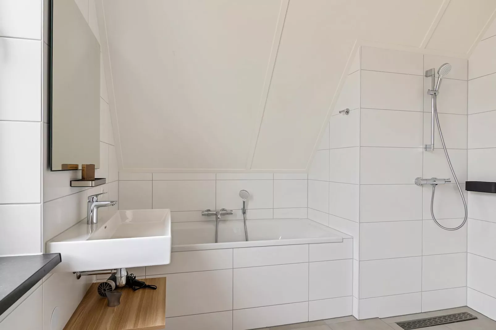 Korenhuys - Badkamer