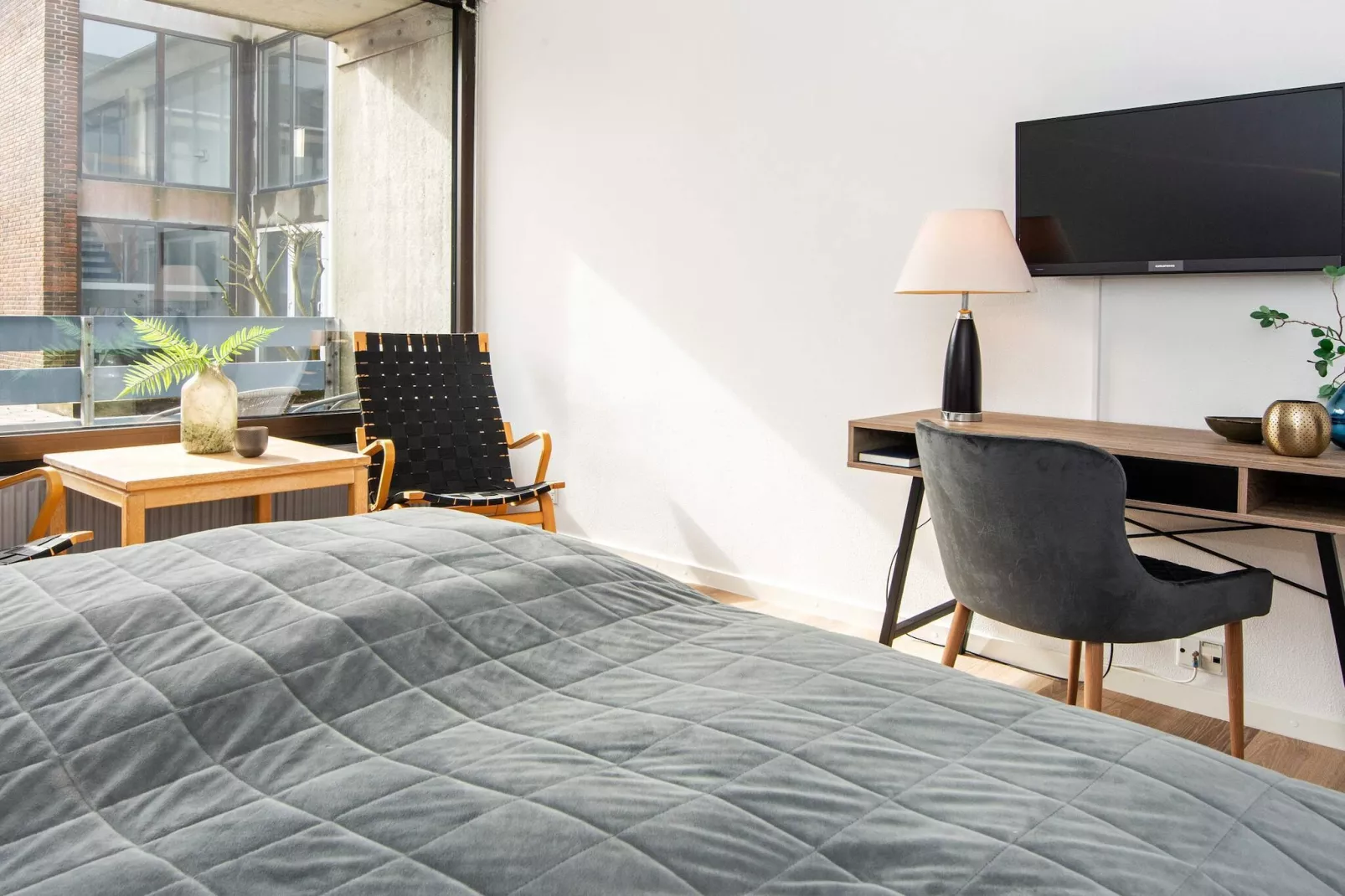 1 roomView couGFloor/1floorPrem-Binnen