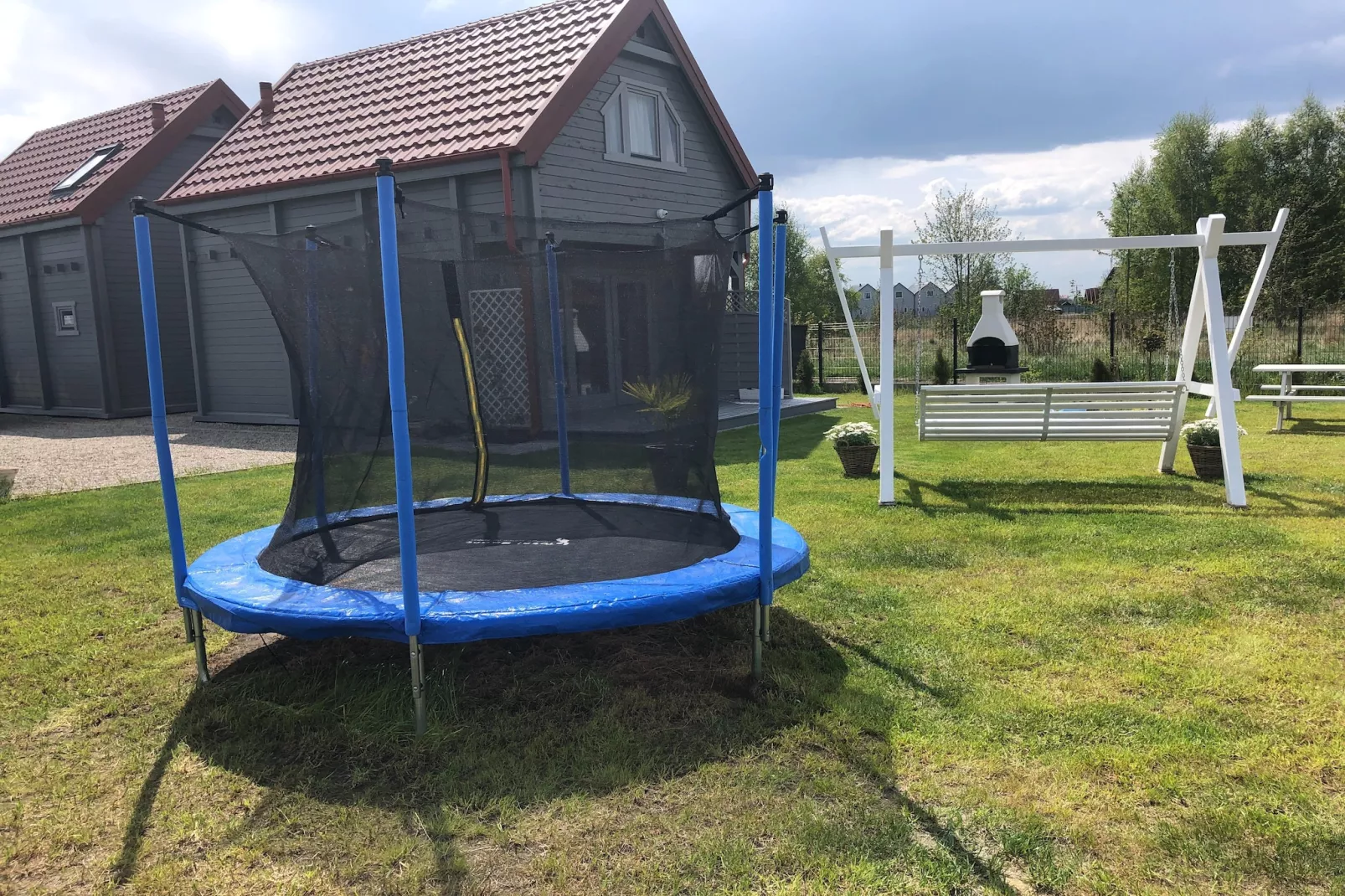 Komfortowe domy wypoczynkowe w Niechorzu Spacerowa 37-Tuinen zomer