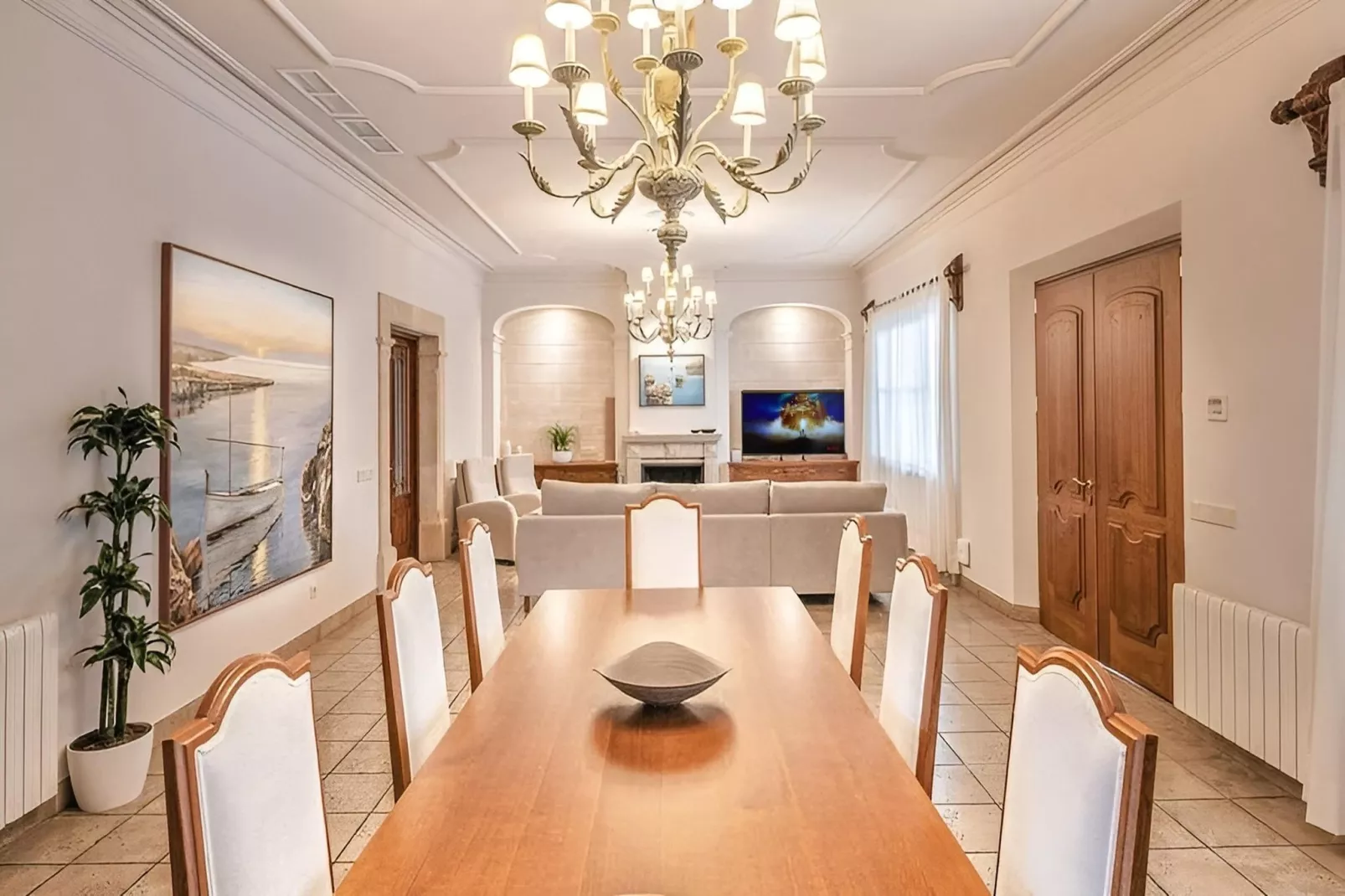 La Canova Manacor-Eetkamer