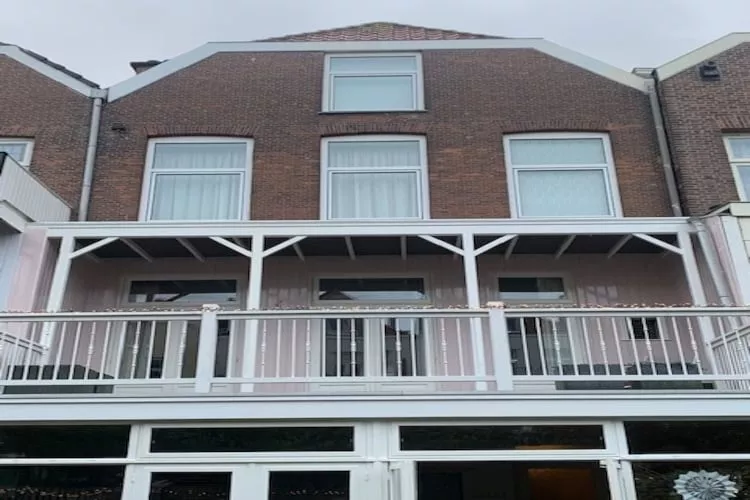 Huize Columbus-Terrasbalkon