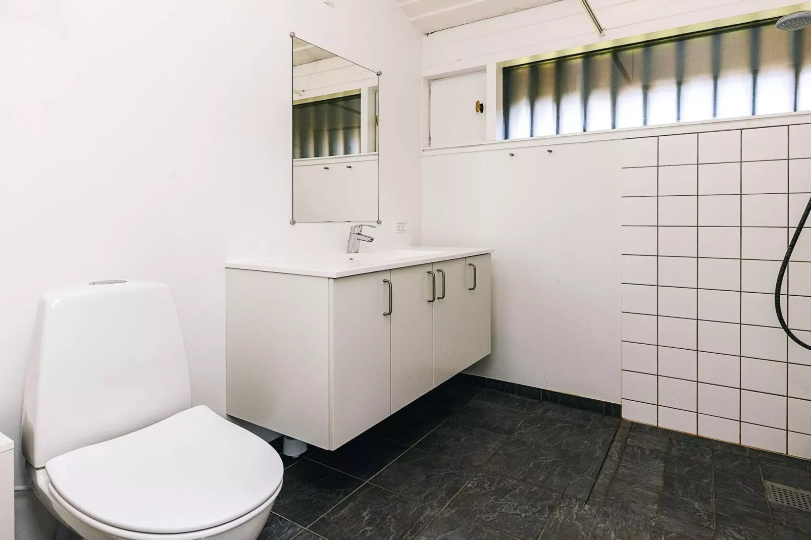 2 room Standard-Binnen