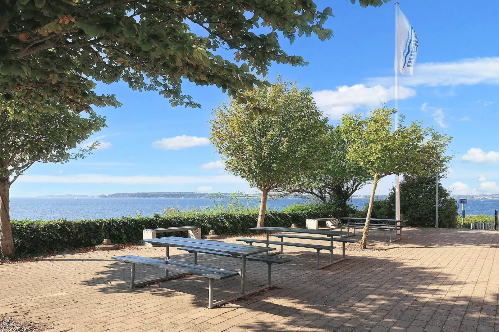 2½ room 1 st floor-Waterzicht