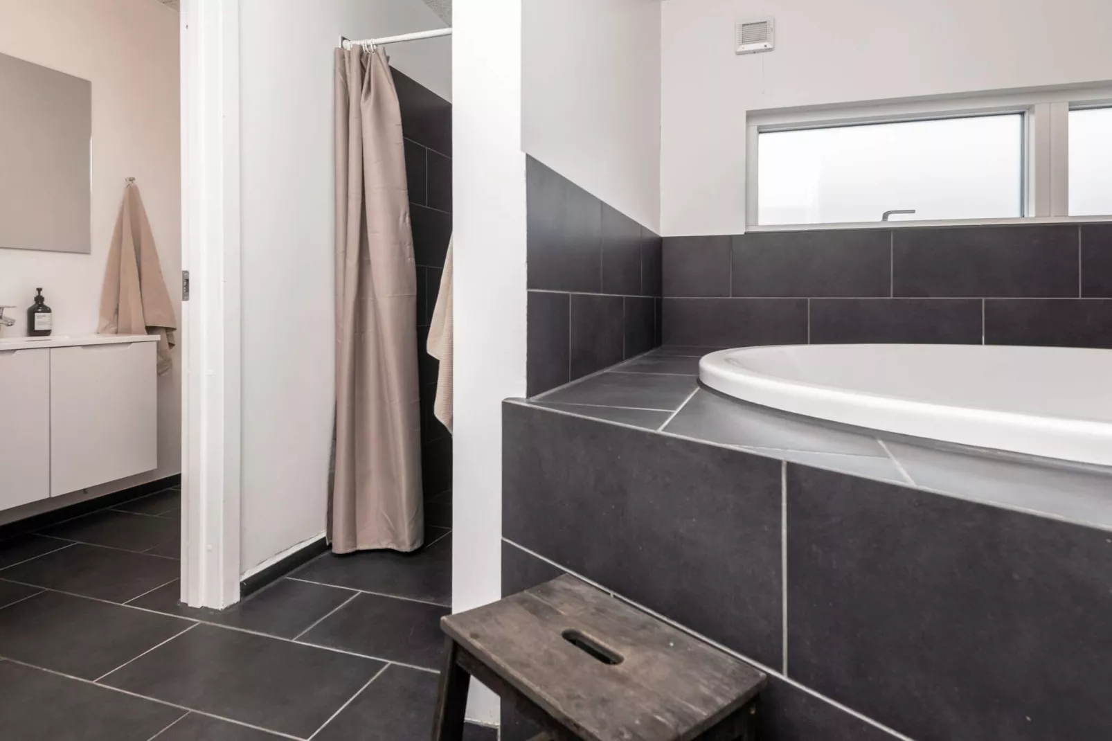 14 persoons vakantie huis in Glesborg-Spa