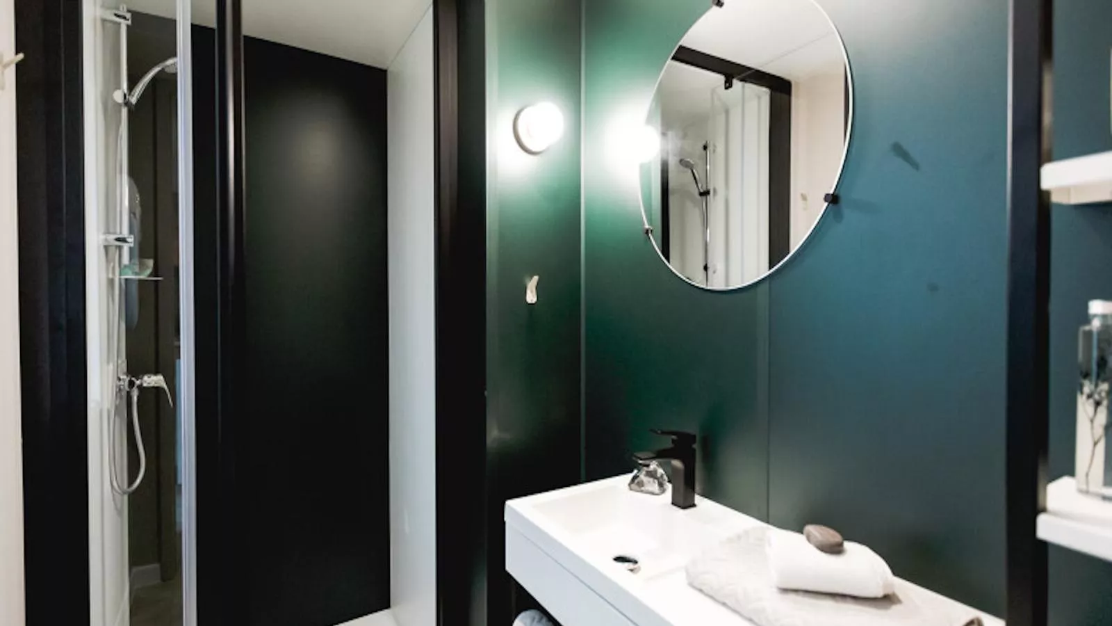 Wadden lodge comfort-Badkamer