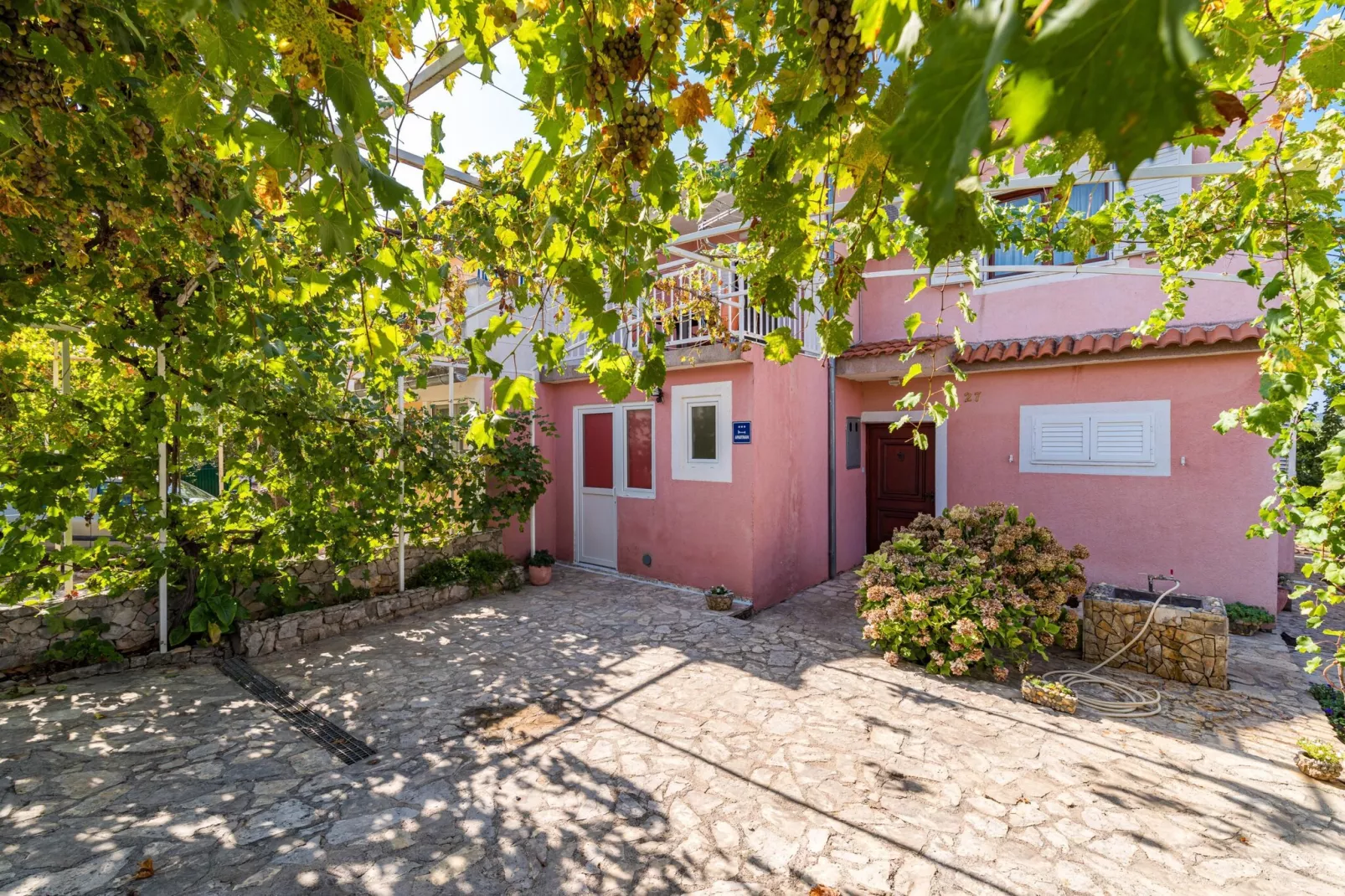 Apartments Bruna - one bedroom apartment A2-Terrasbalkon