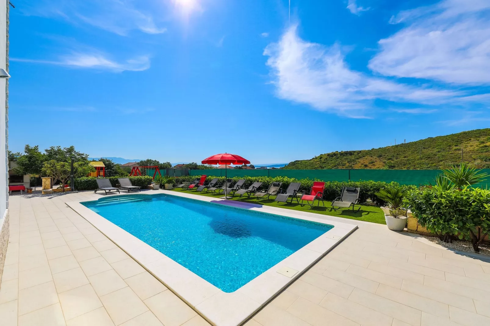 Scenic Elegant Trogir Villa with Pool - Five Bedroom Villa-Zwembad