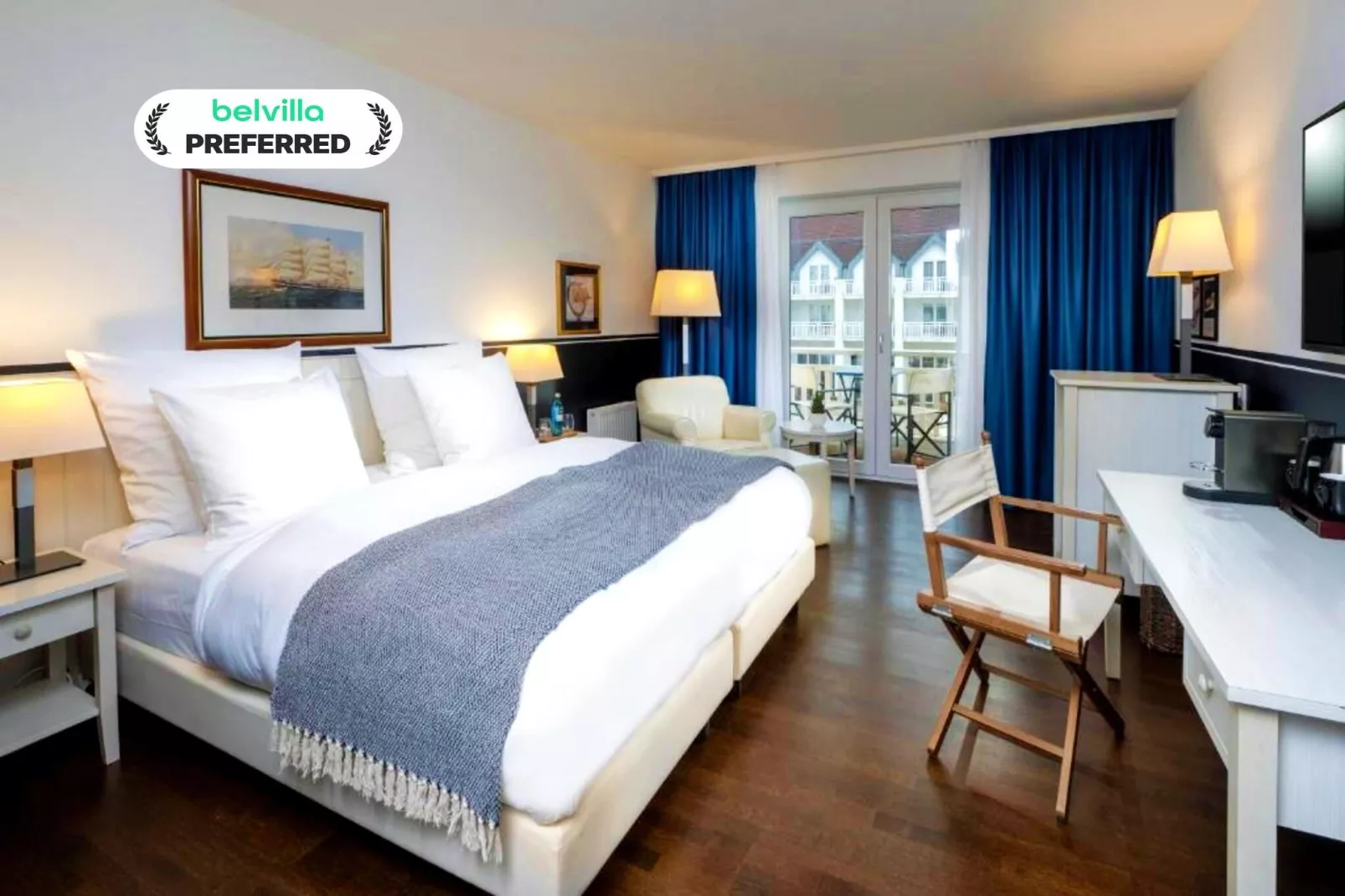 Hafendorf Superior Double Room with Lakeview Balcony