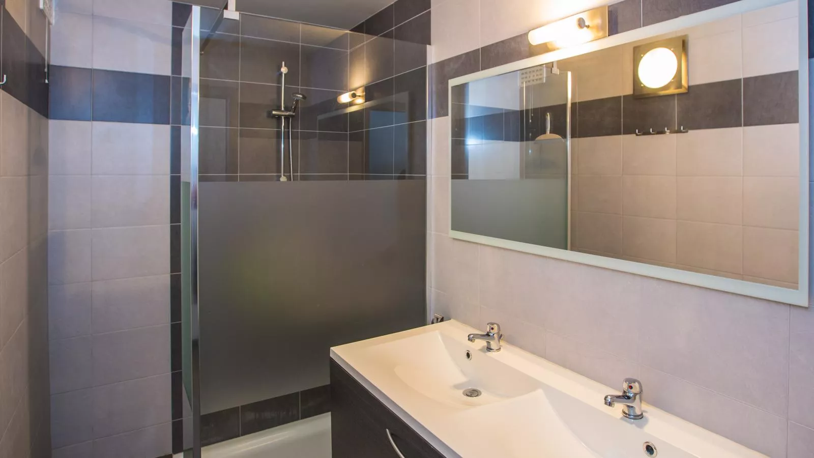 Concorde - 0004 -Badkamer