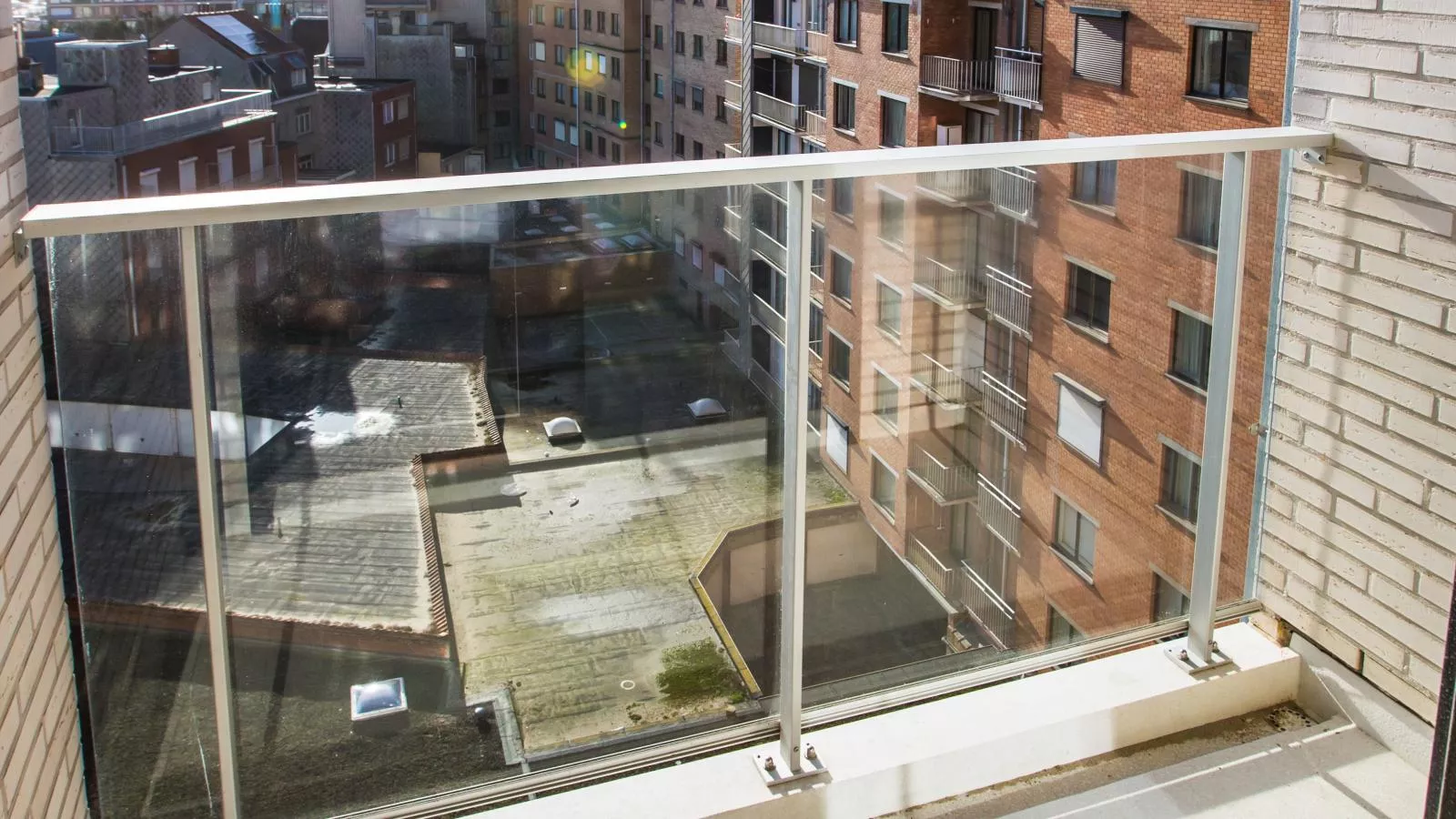 Les Amiraux - 0701 + box 2-Buitenlucht