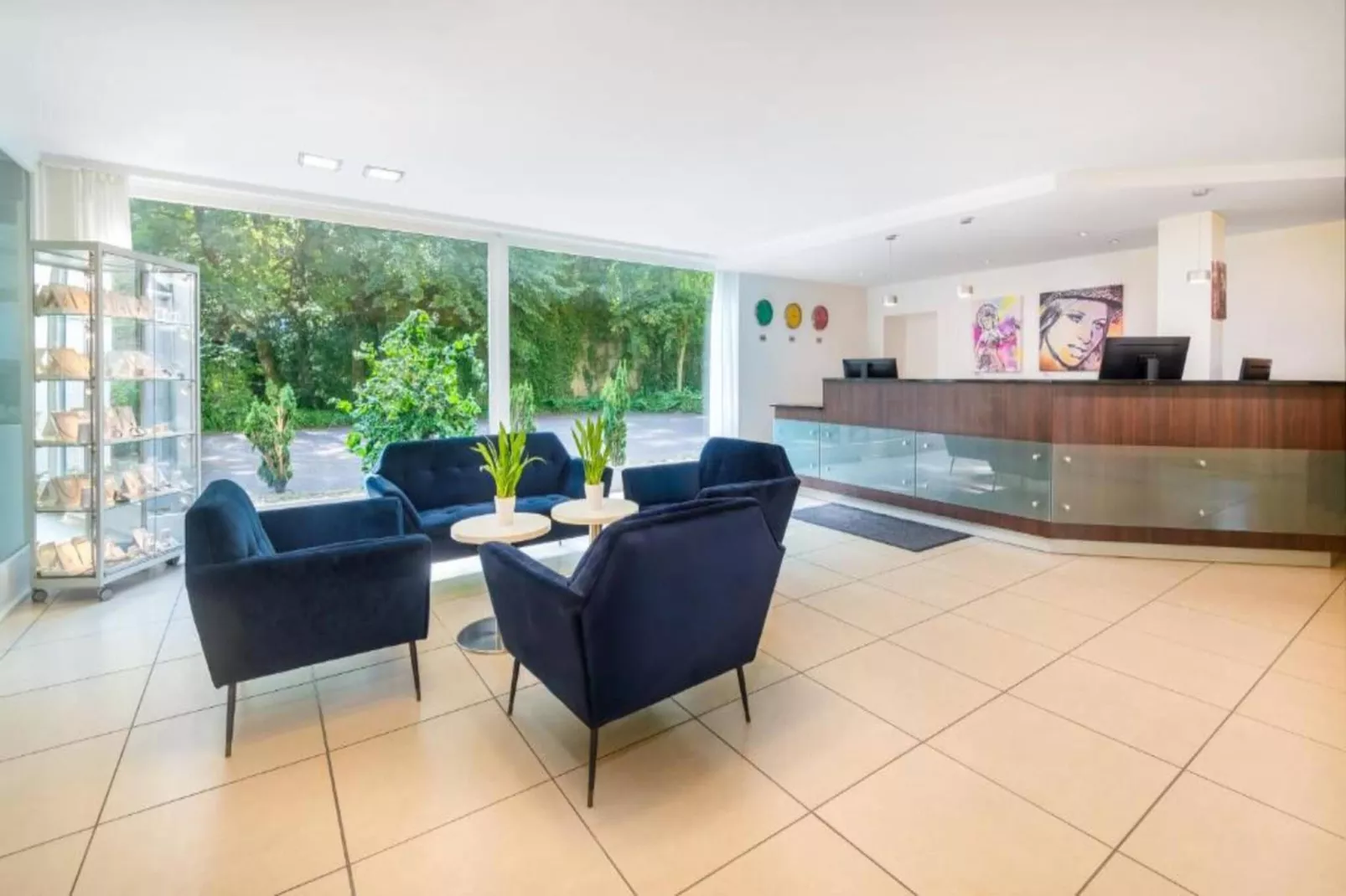 Mercure Hotel - Standard King Room