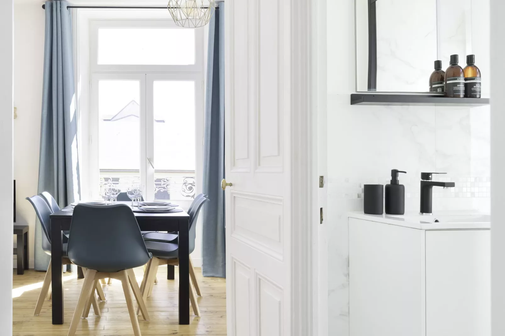 Villa Pax 3 - La Bourboule 6pers-Eetkamer