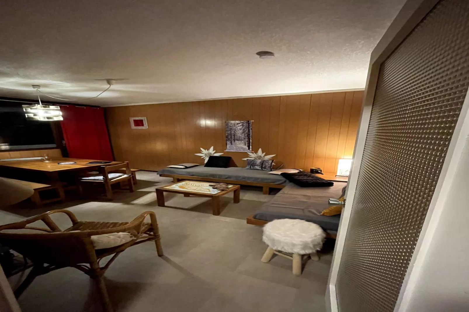 Le pradet C 480 - Le Mont Dore-Woonkamer