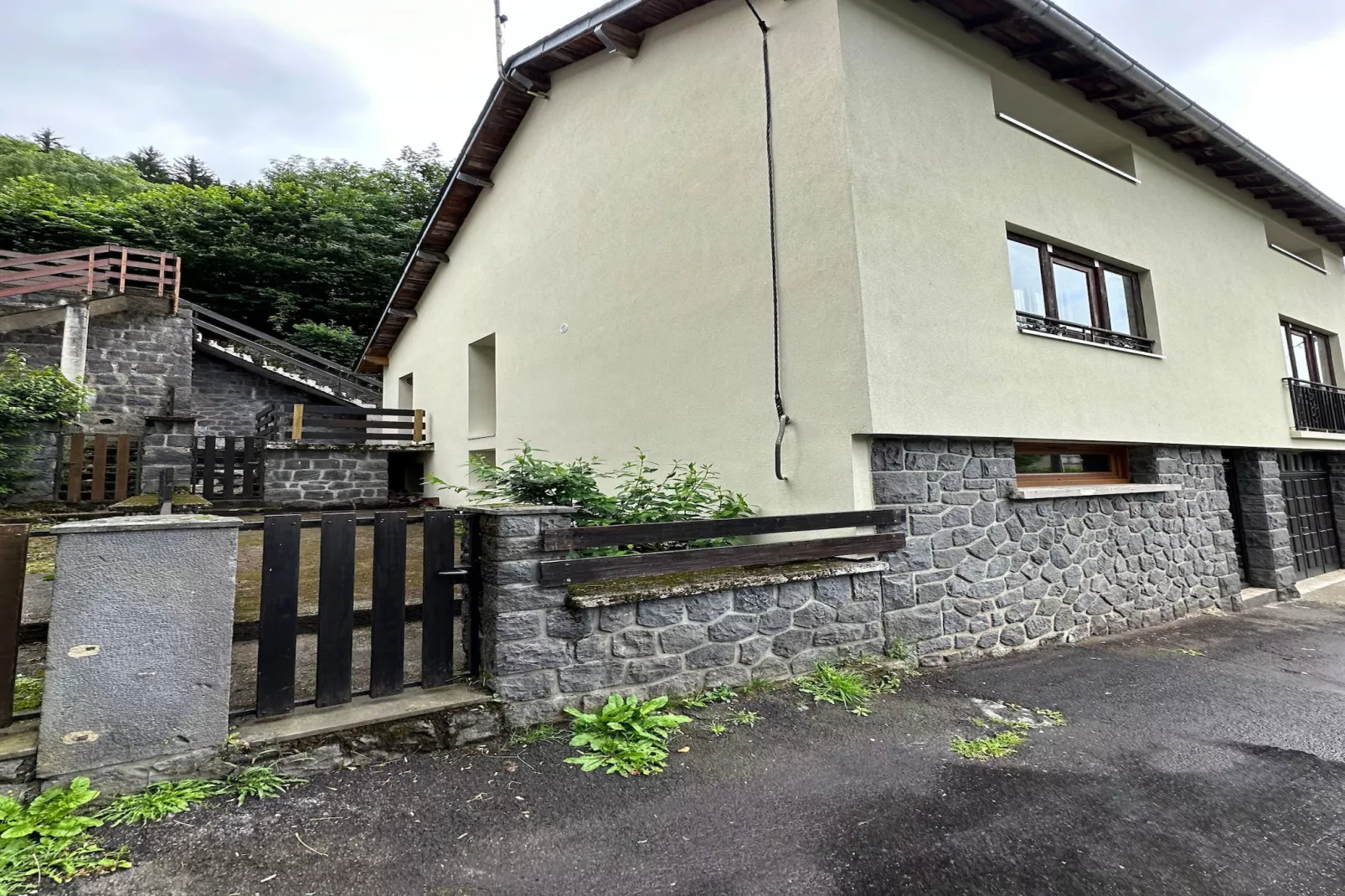 Villa Janchrisma - MontDore - 11pers - Buitenkant zomer