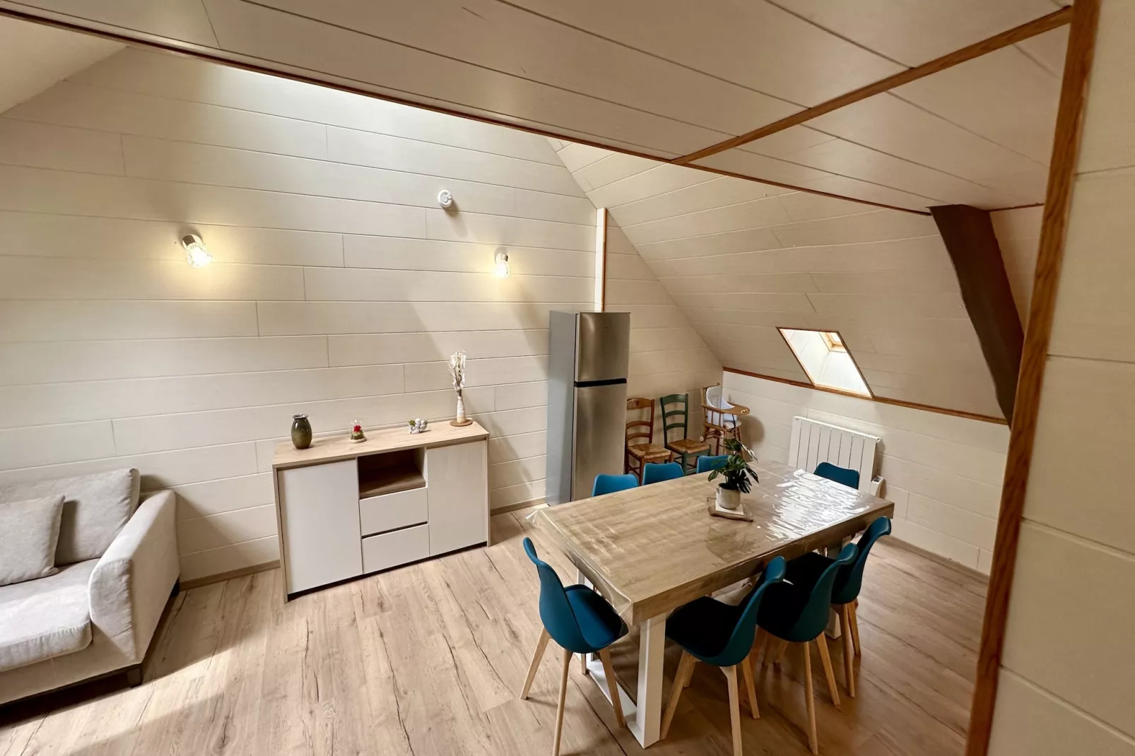 Le MB 9 Le Mont Dore 8pers - Eetkamer
