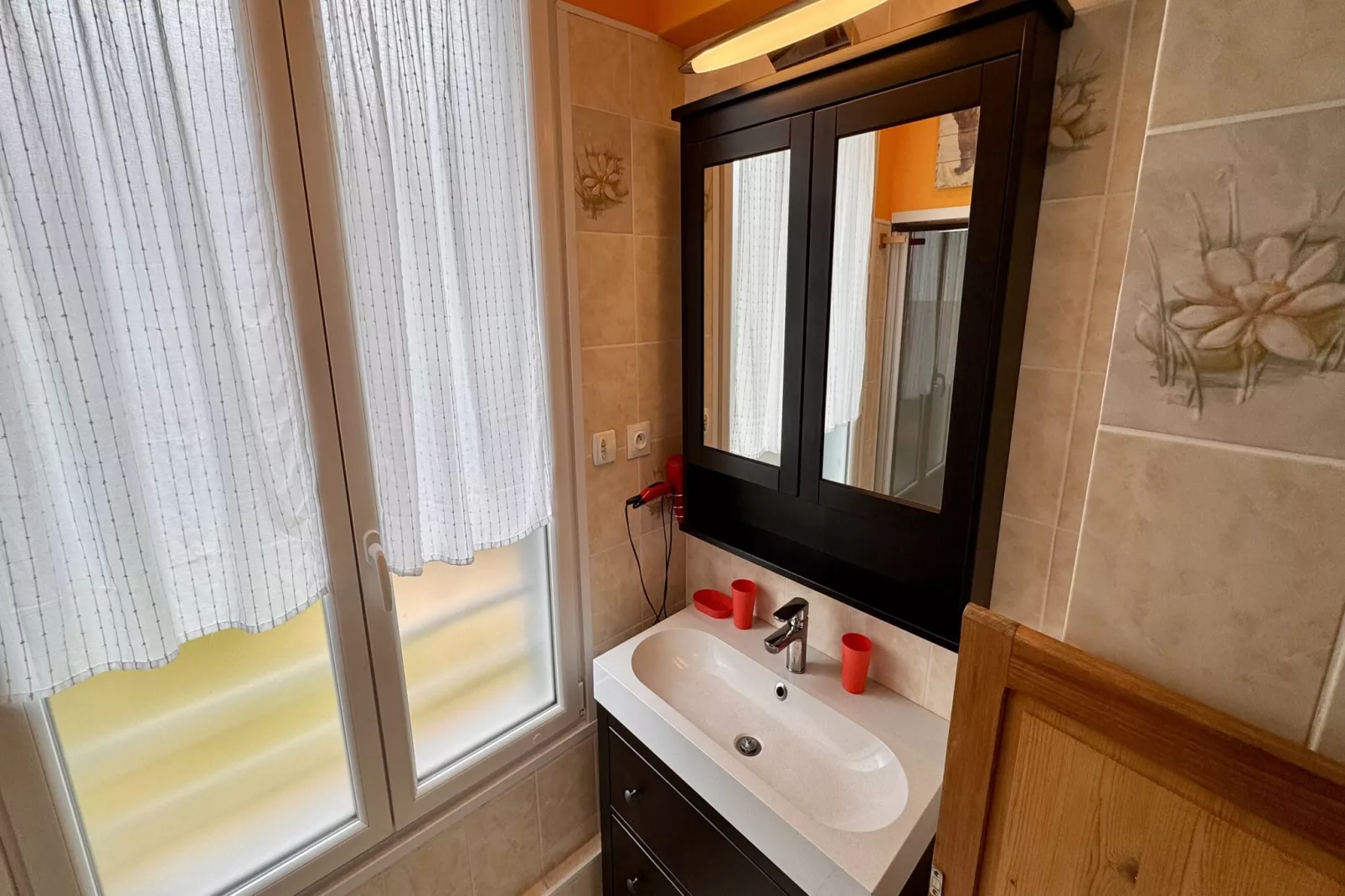 Les Capucines Le Mont Dore 2pers - Badkamer
