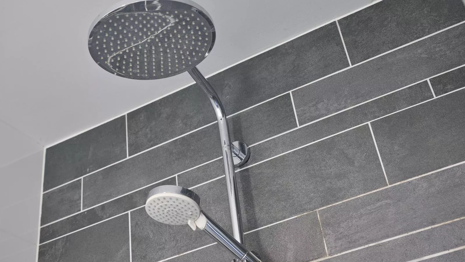 De Zomerbij - Badkamer