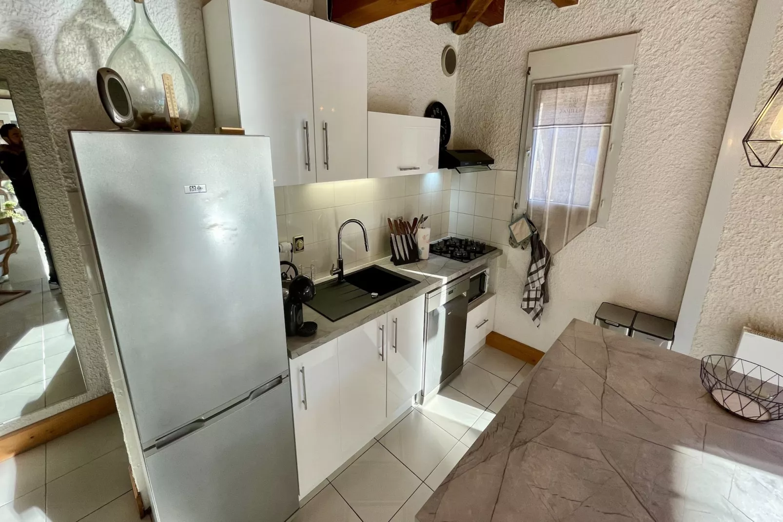 Le Joli Cedre Le Mont Dore-Keuken