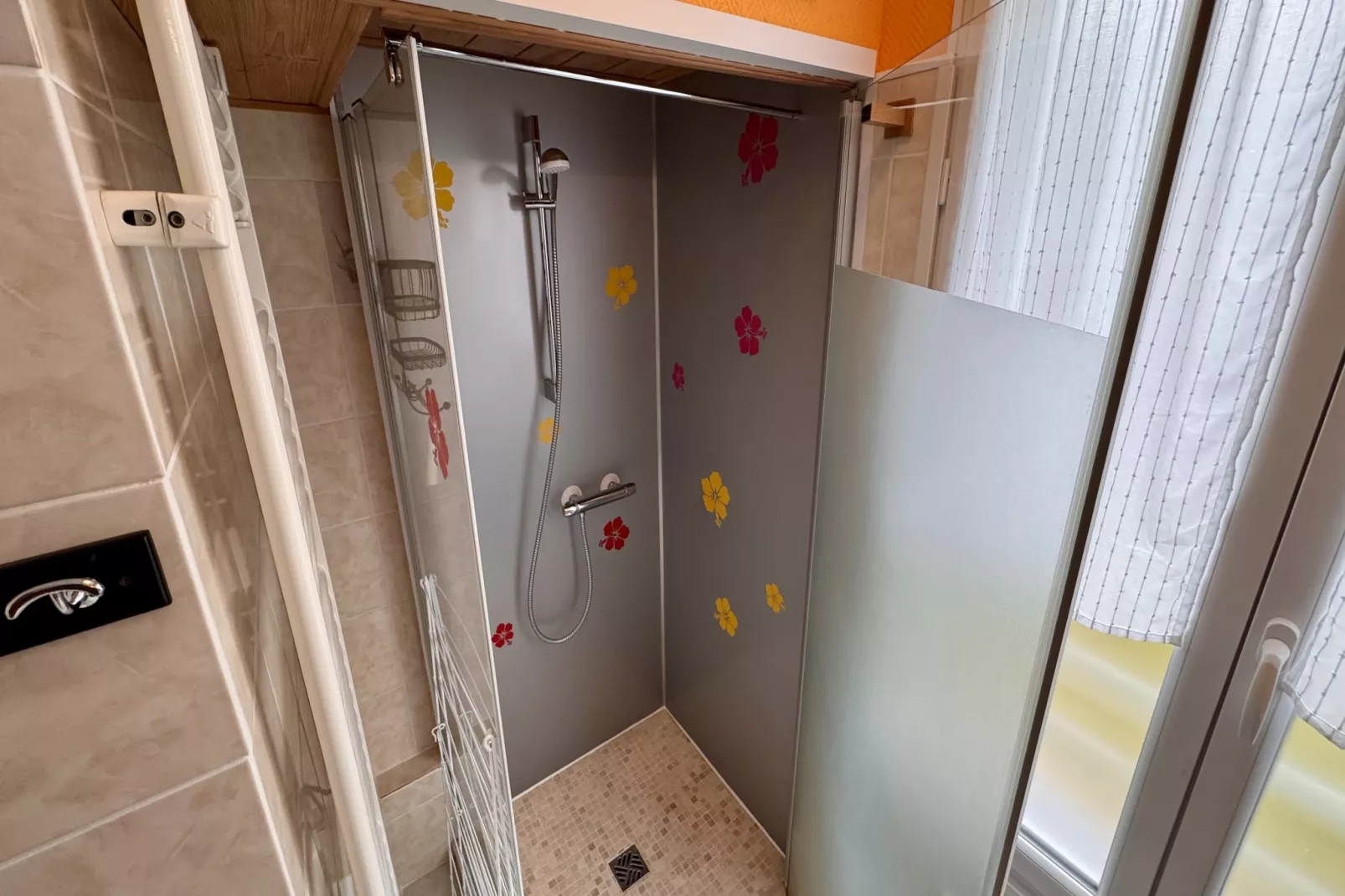 Les Capucines Le Mont Dore 2pers - Badkamer