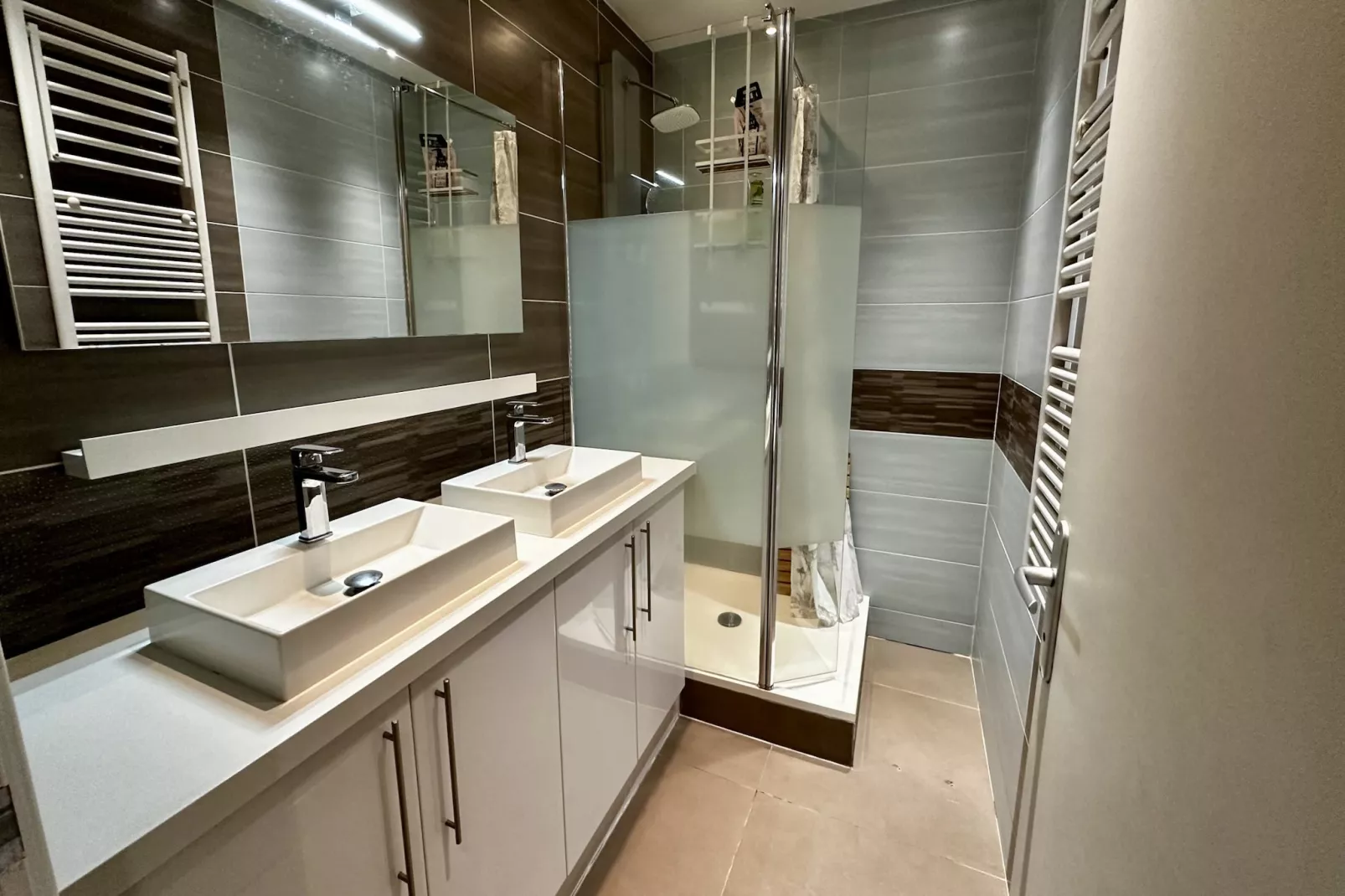 Le Rocher - Le Mont Dore 6 pers - Badkamer