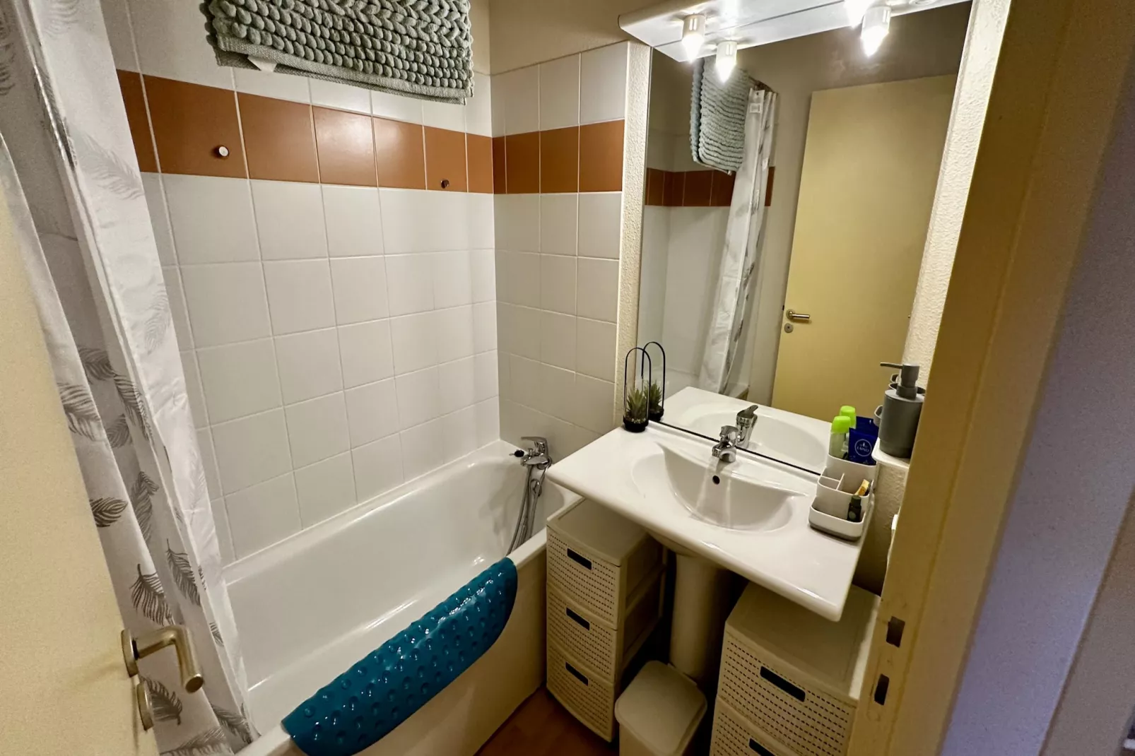 So' Amandine - La Bourboule-Badkamer