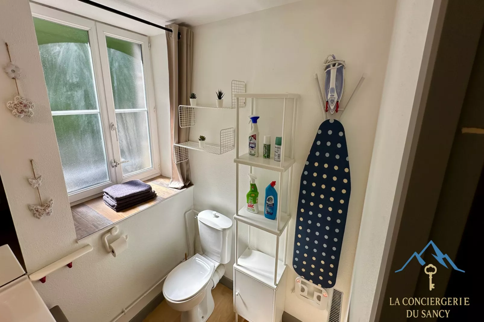 La Rive Gambetta La Bourboule 4 pers-Badkamer