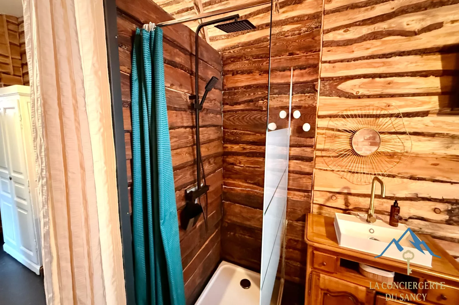 La Cabane des Sources Le Mont Dore 2pers-Badkamer