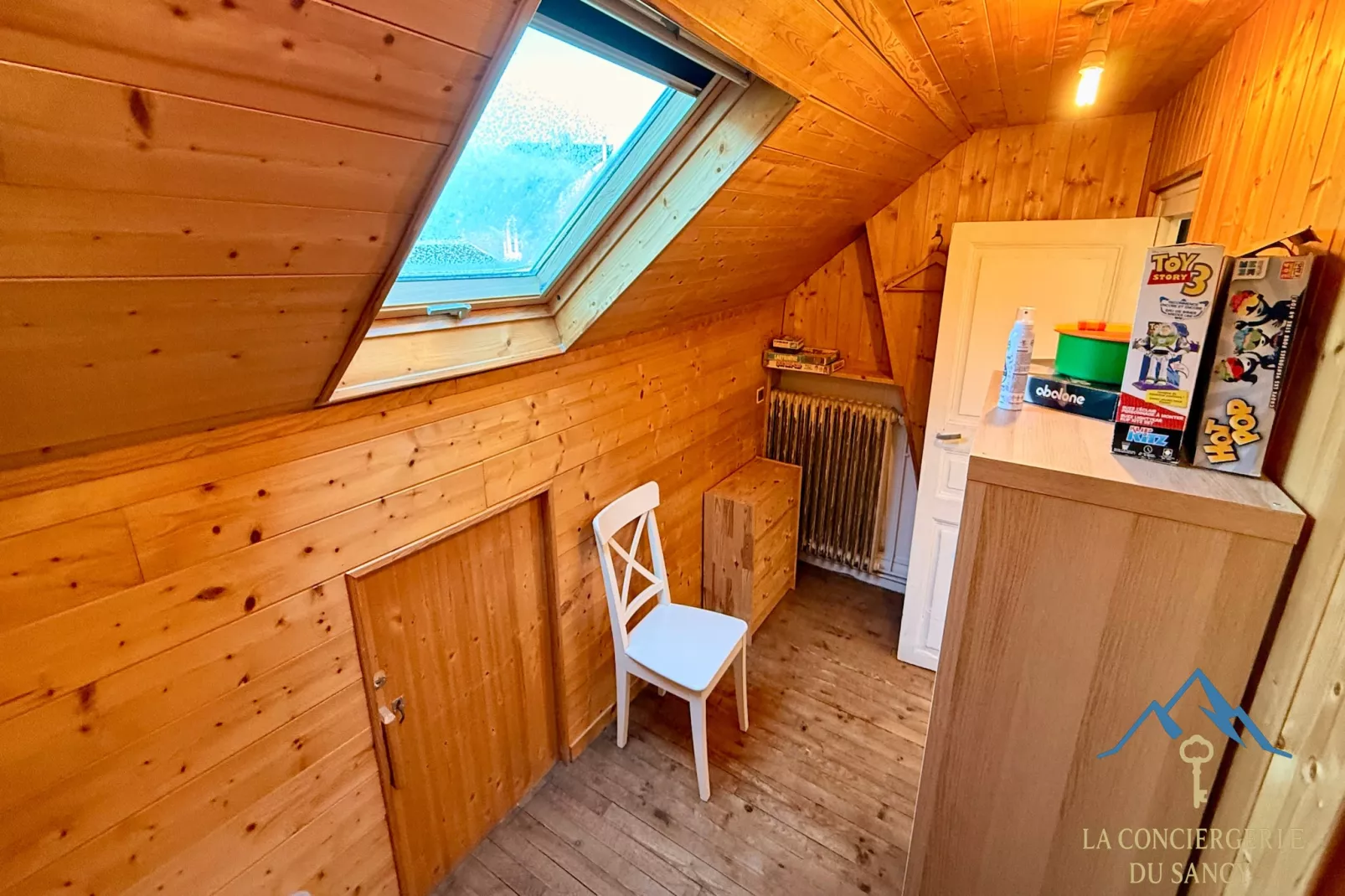 Les Soldanelles Le Mont Dore 12 pers - Overloop