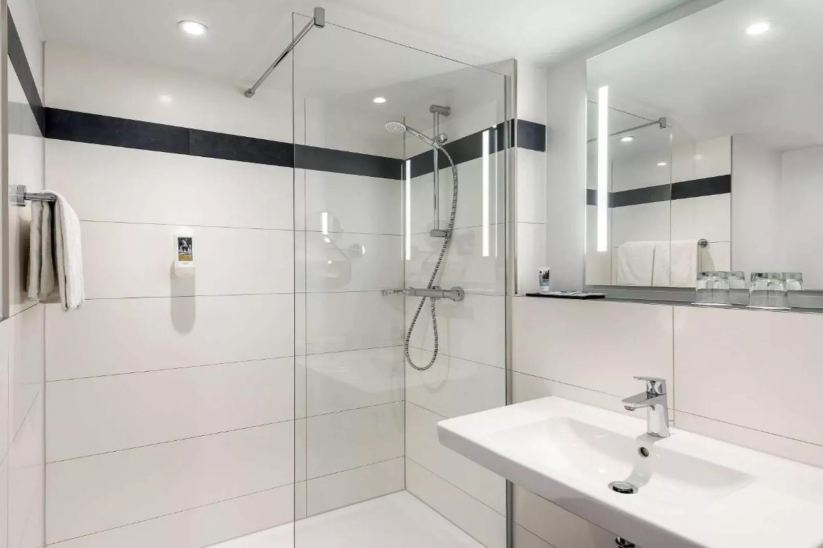 Mercure Hotel - Superior King Room - Badkamer