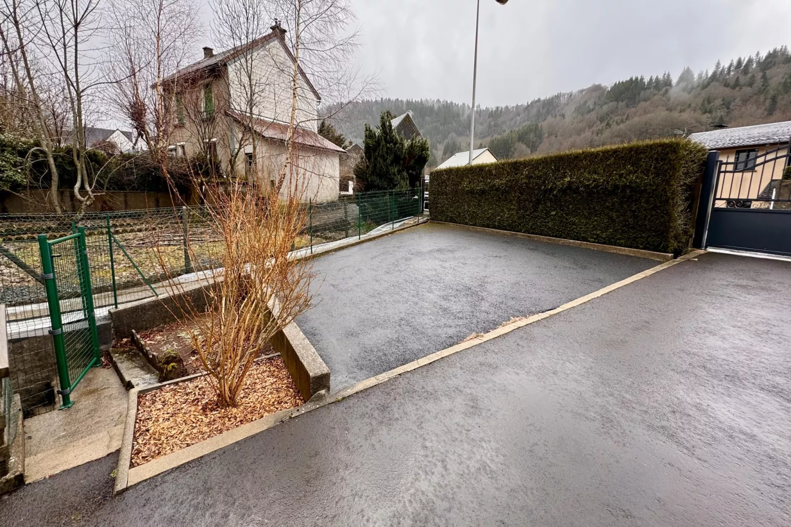 Le Jasmin 3pers Le Mont Dore - Buitenlucht