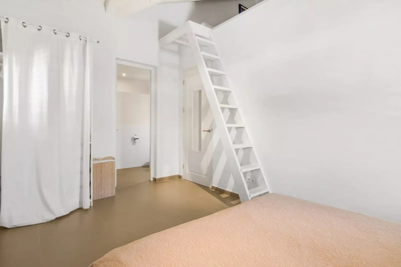 Holidays | 35-Slaapkamer