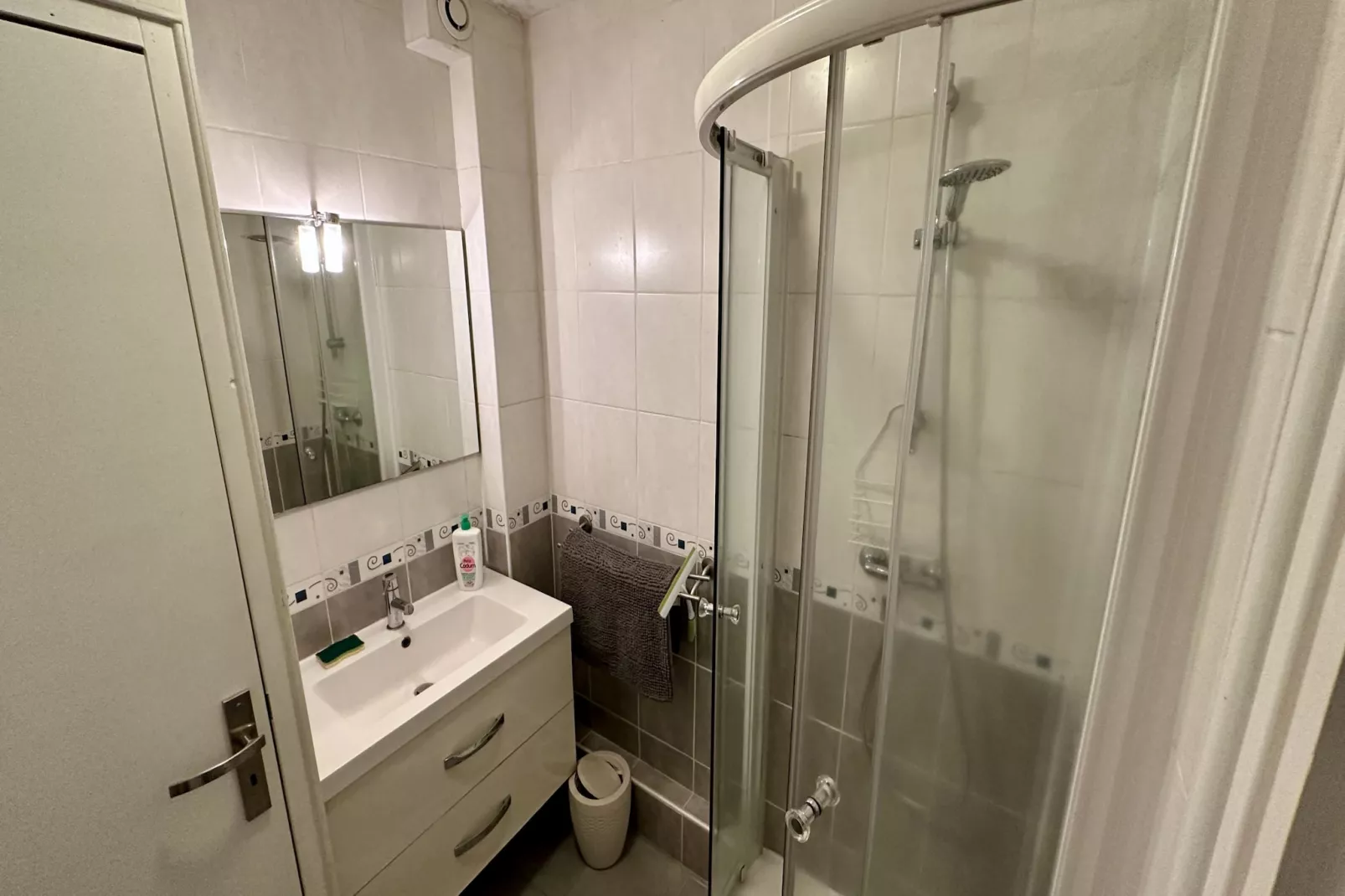 Le Therminus 42 - Le Mont Dore 6/8 pers - Badkamer