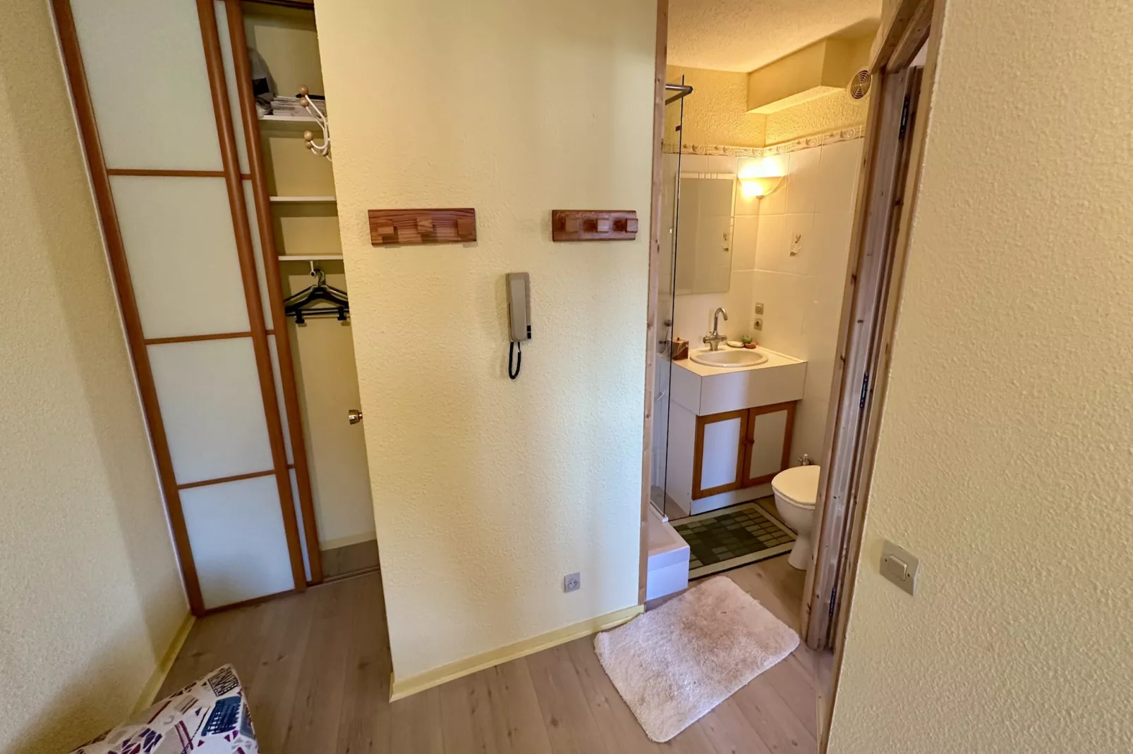 L'Oise 405 - Le Mont Dore 6pers - Badkamer